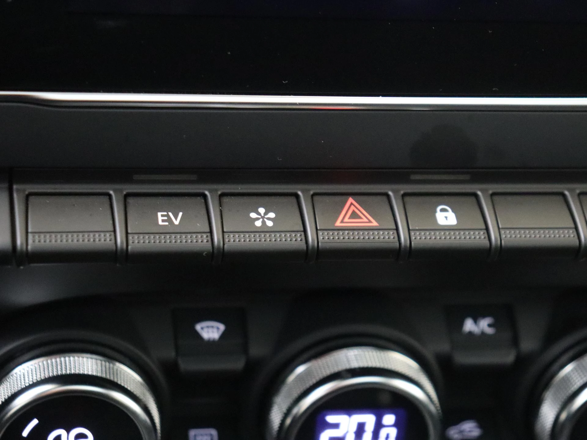 Renault-Captur-image-23