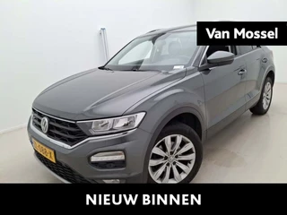 Volkswagen-T-Roc-image-0