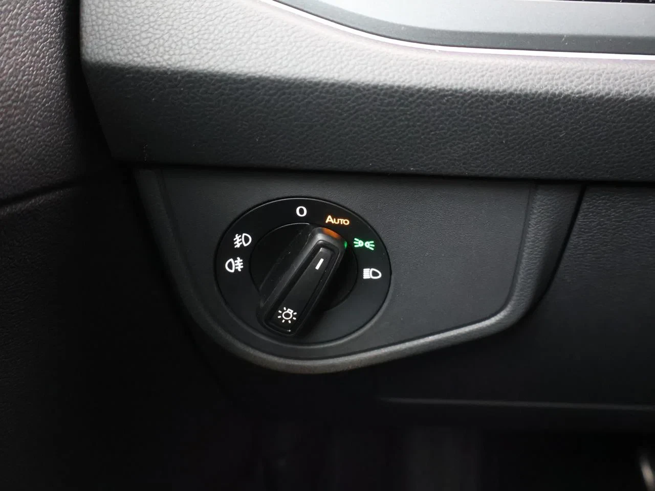 Volkswagen-Taigo-image-23