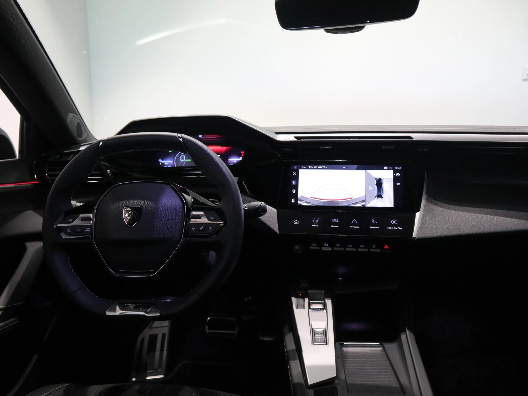 Peugeot-408-image-8