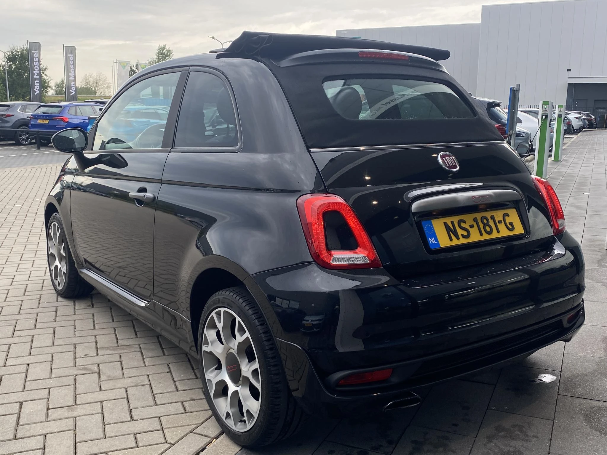 Fiat-500C-image-2