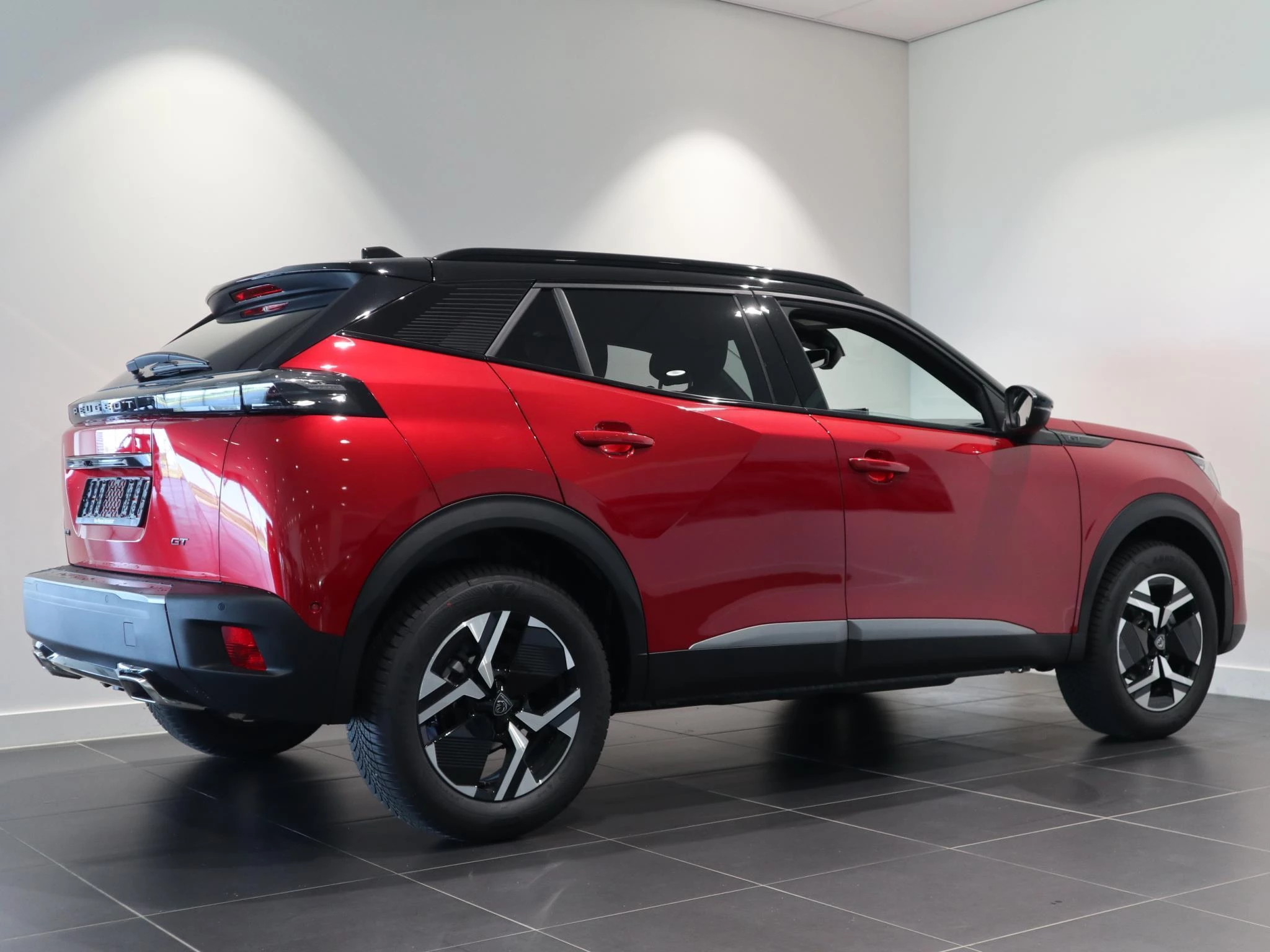 Peugeot-e-2008-image-9