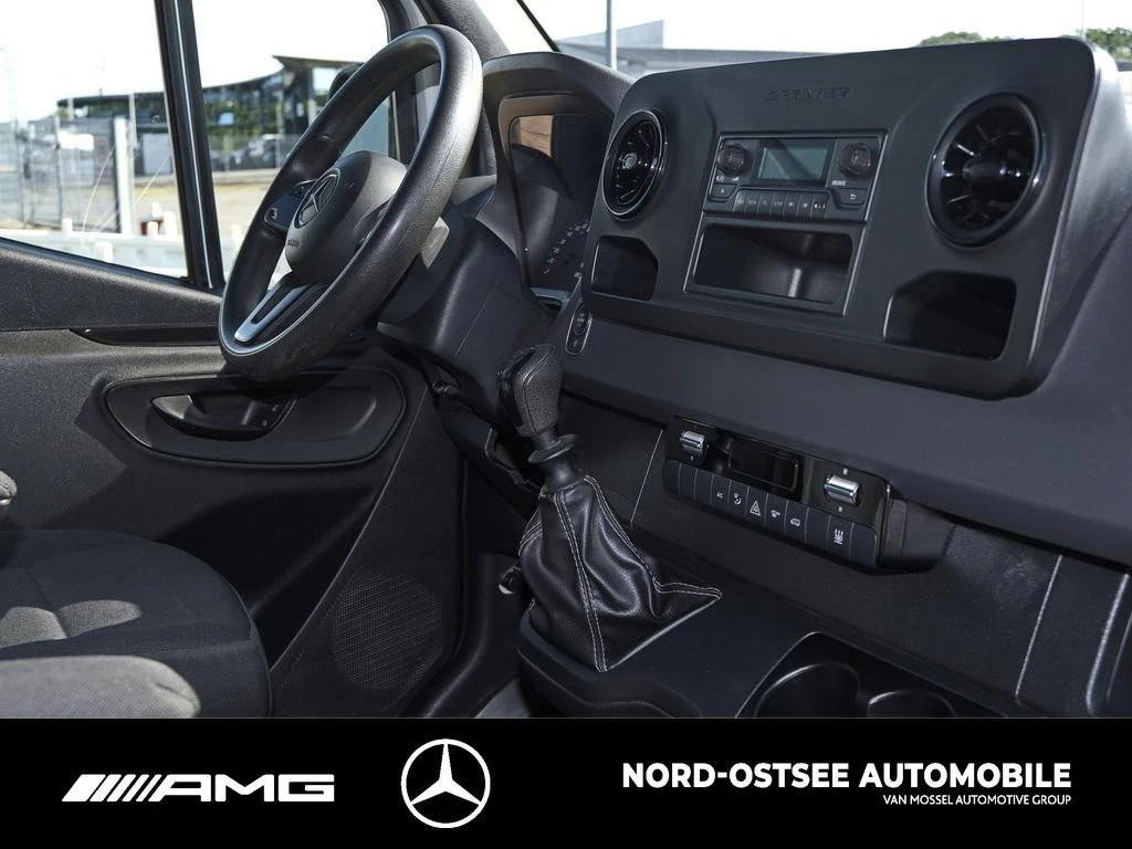 Mercedes-Benz Sprinter 317 PRITSCHE AHK DAB