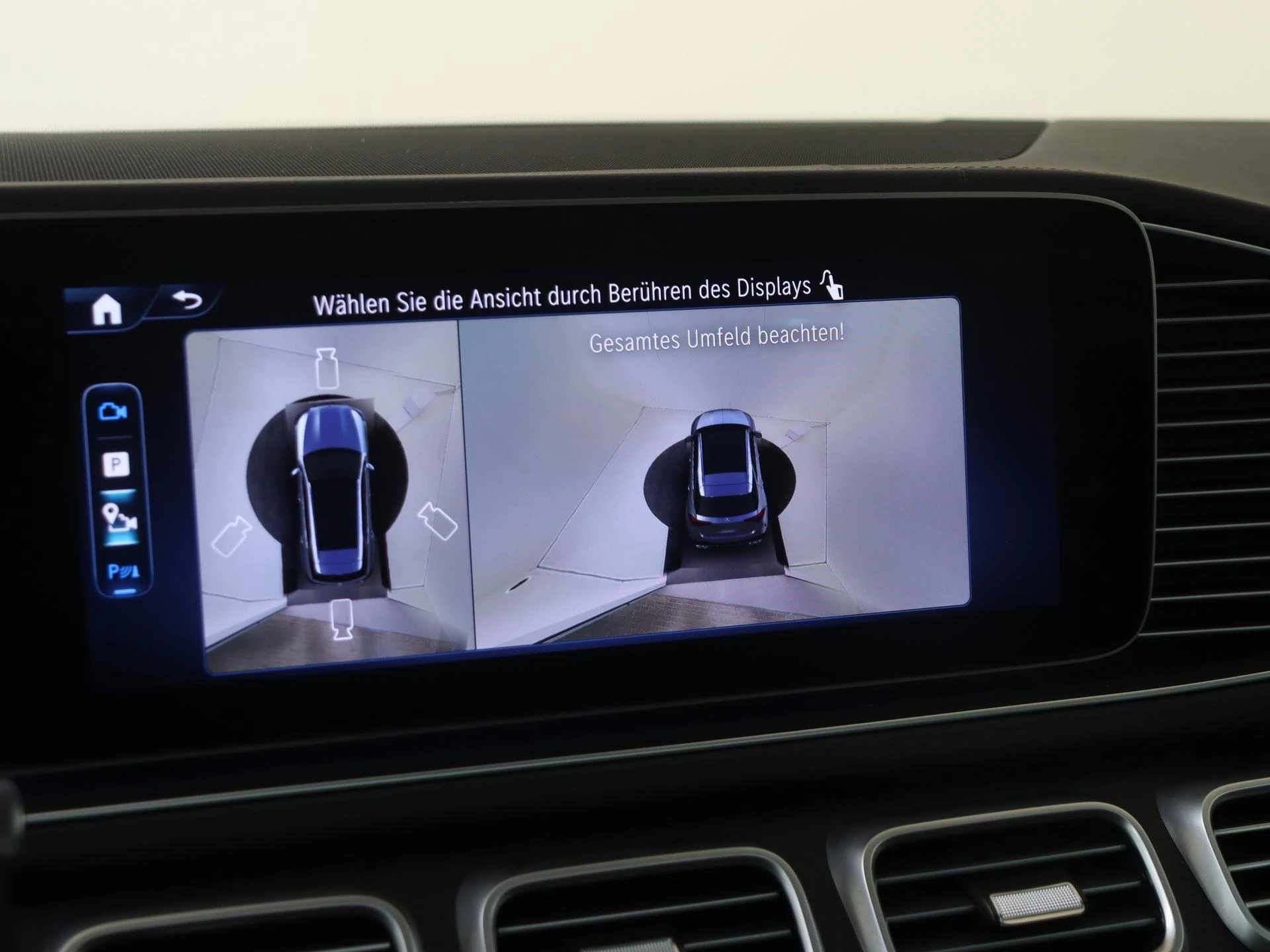 Mercedes-Benz-GLE-image-28