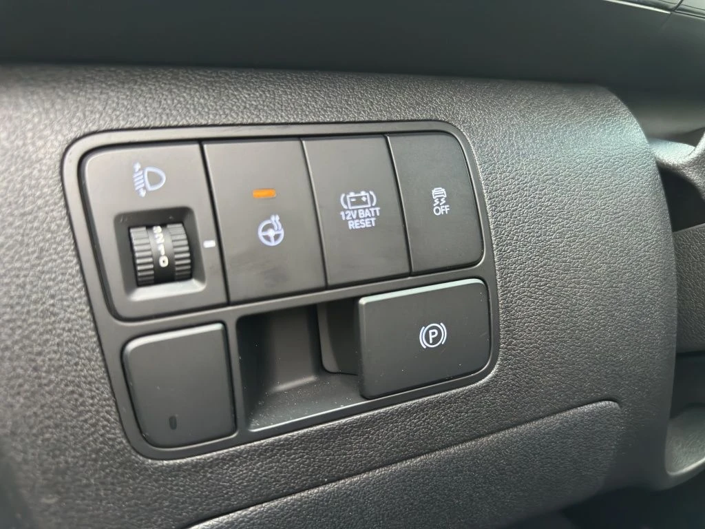 Hyundai-Staria-image-22