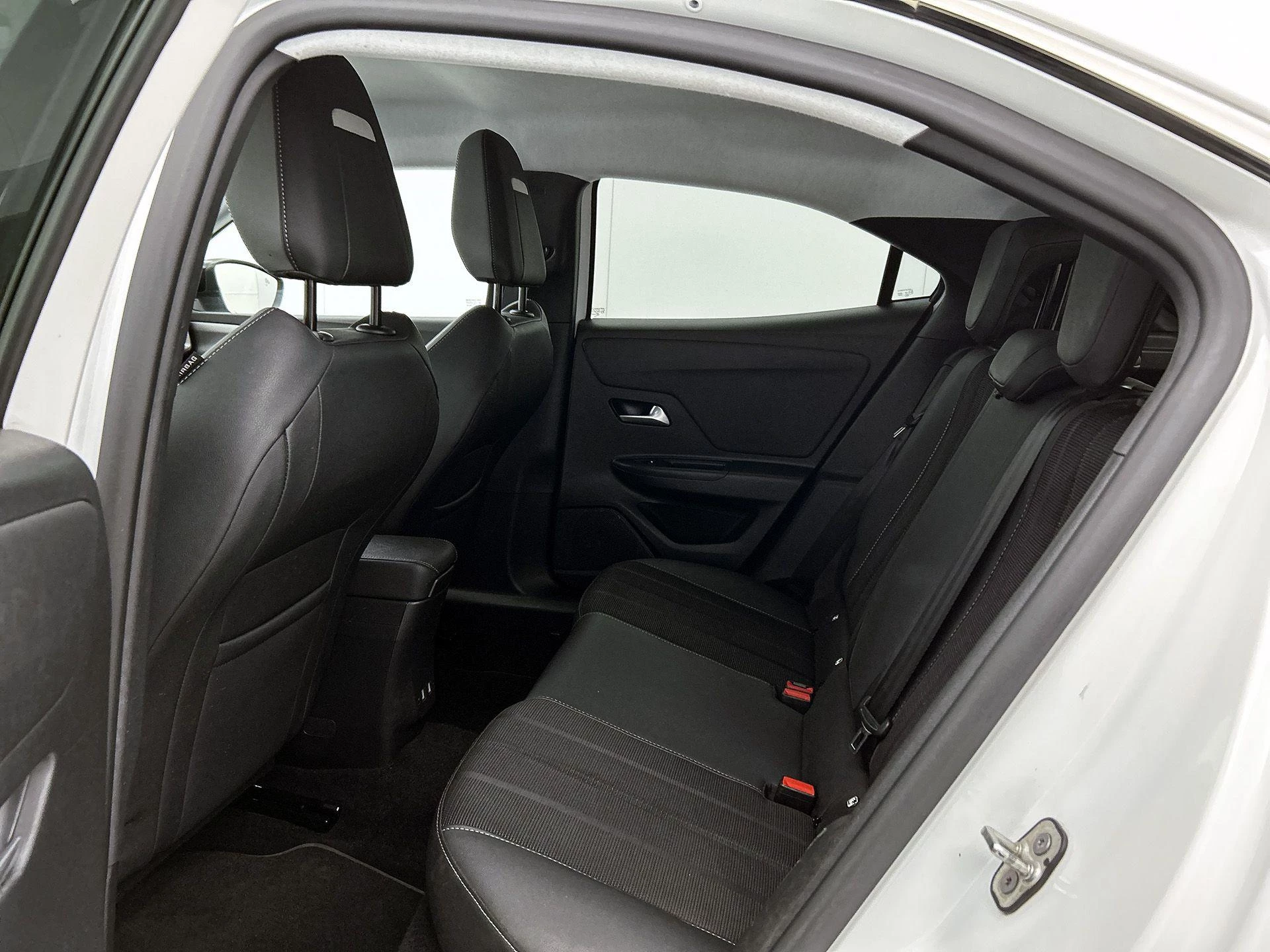 Opel-Mokka-image-25