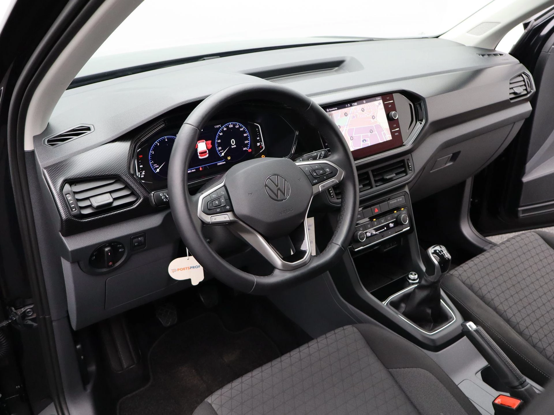 Volkswagen-T-Cross-image-26