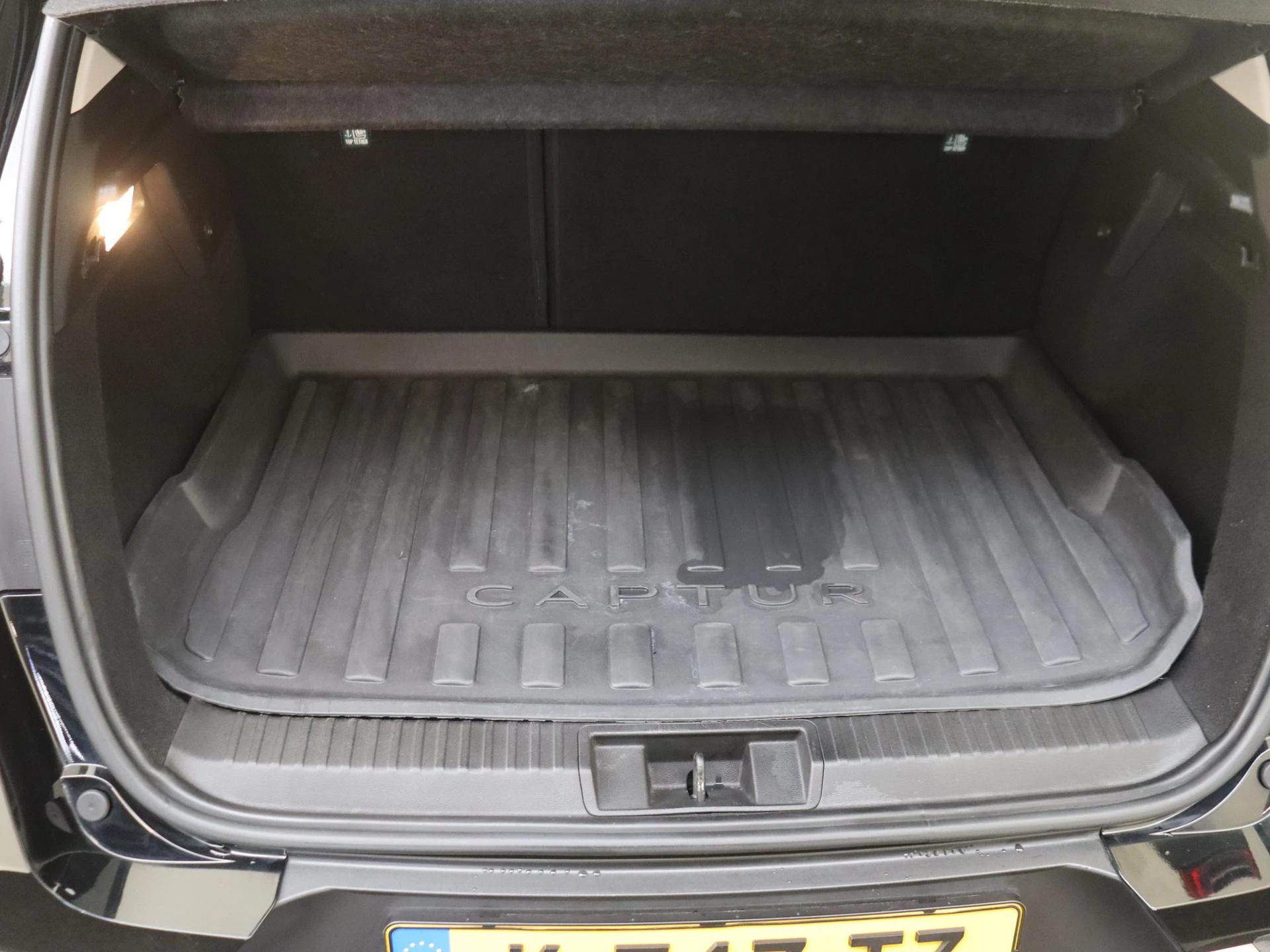 Renault-Captur-image-27