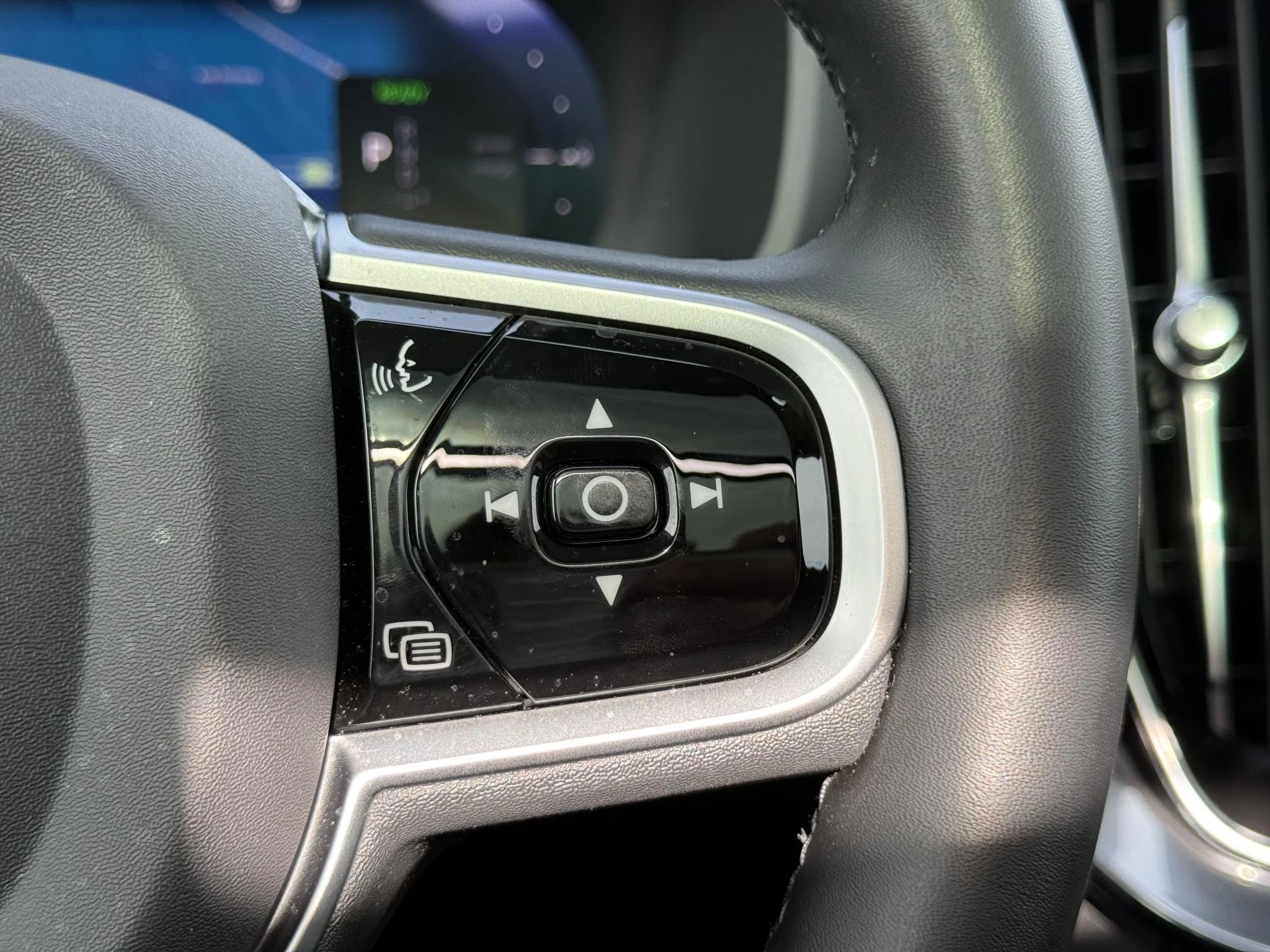 Volvo-XC90-image-30