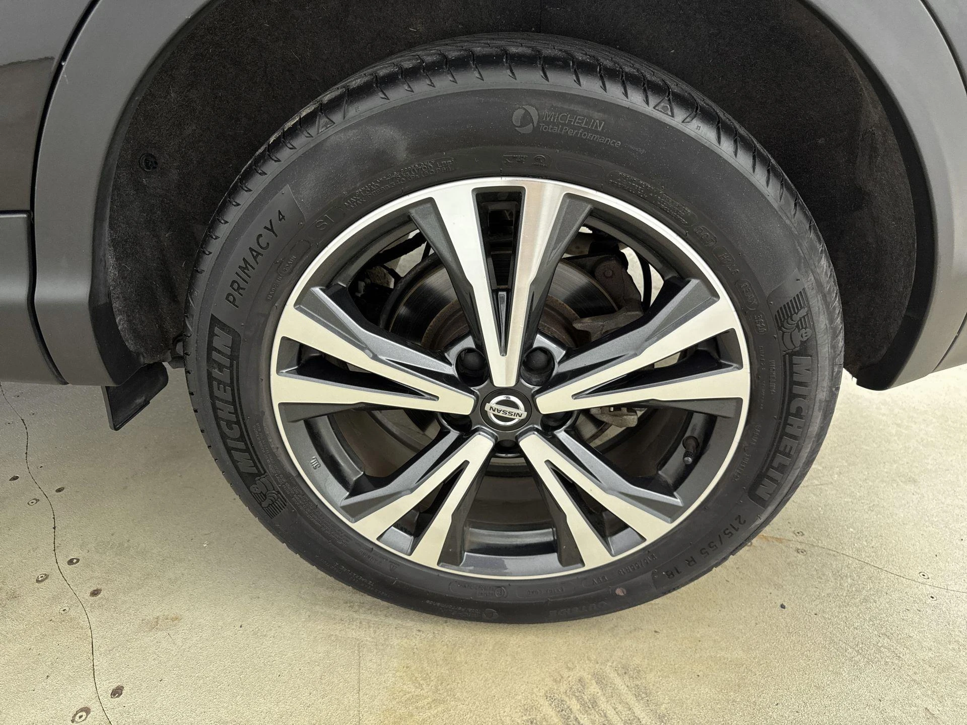 Nissan-QASHQAI-image-25
