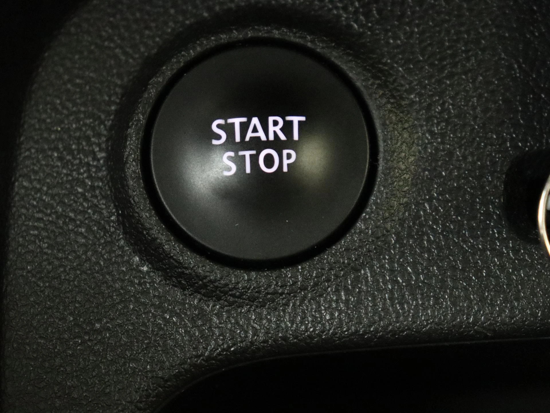 Renault-Captur-image-23