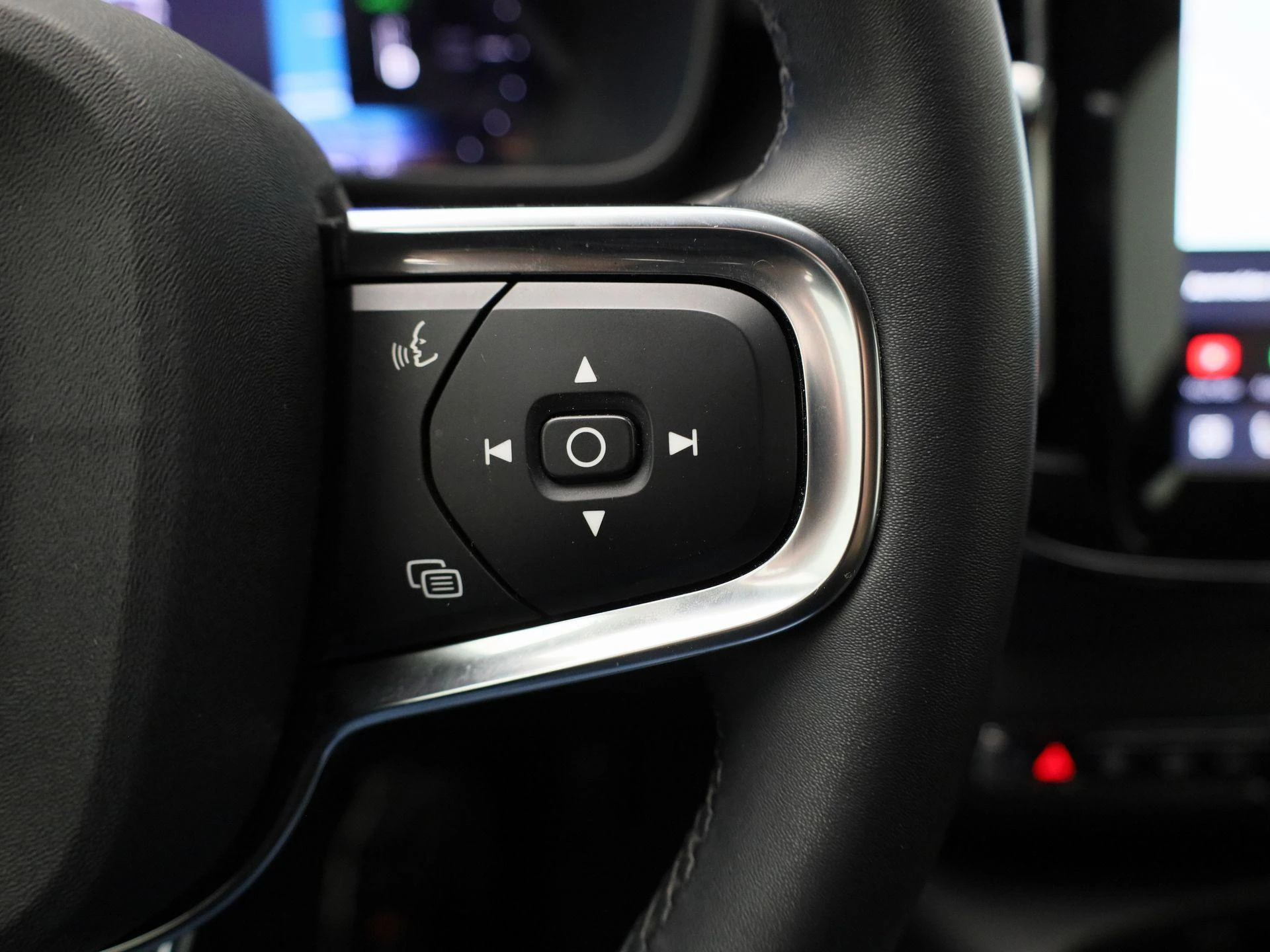 Volvo-XC40-image-17