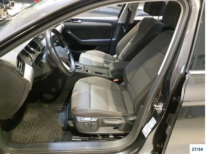 Volkswagen Passat Variant 2.0 TDI DSG Business Navi, AHK