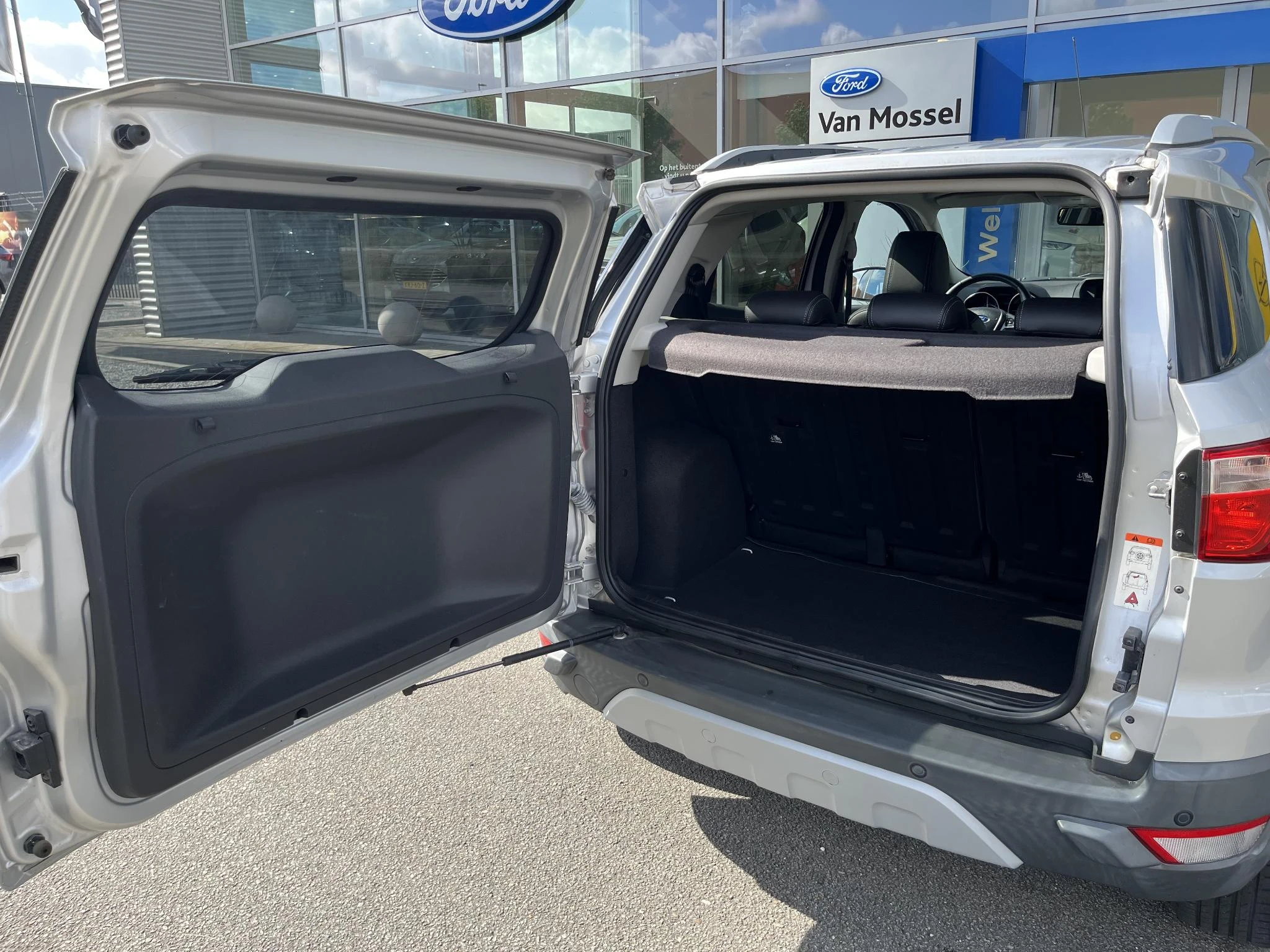Ford-EcoSport-image-8