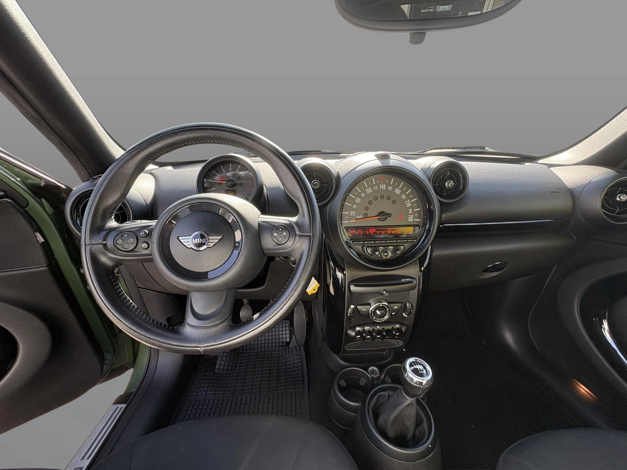 MINI-Countryman-image-14