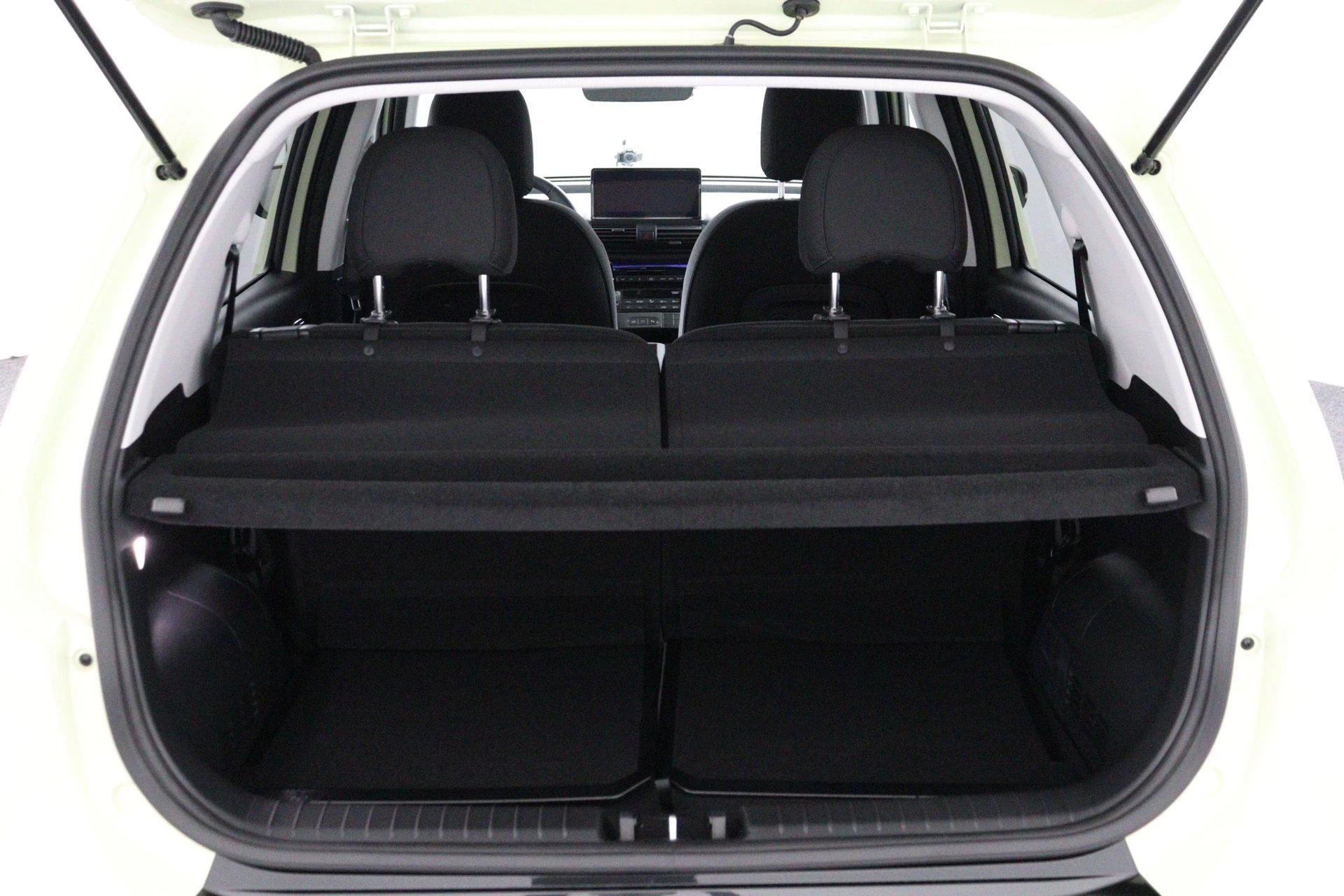 Hyundai-Inster-image-18