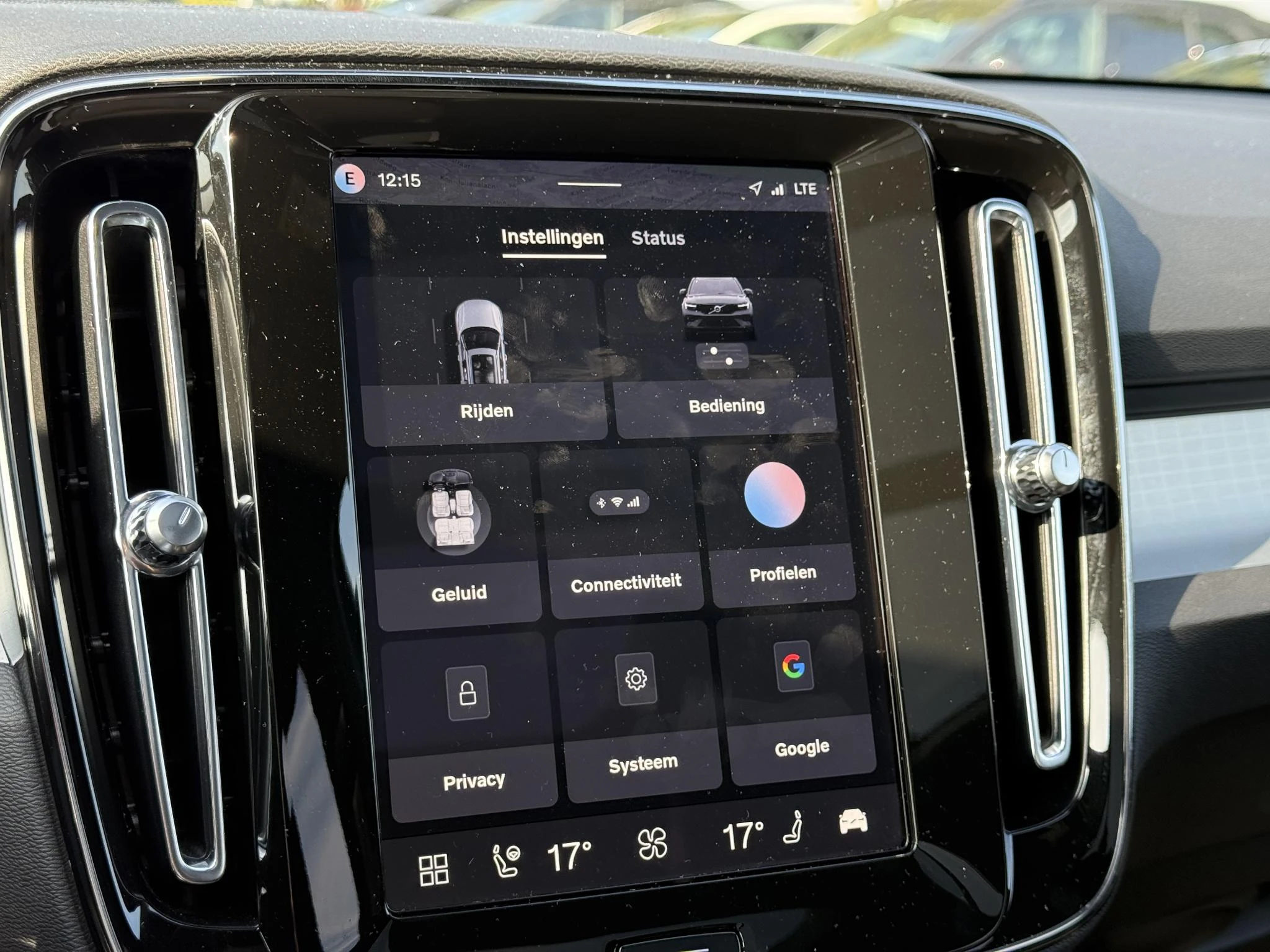 Volvo-XC40-image-21