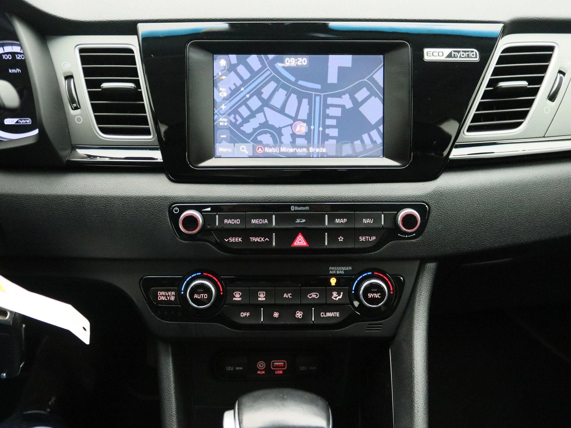 Kia-Niro-image-8