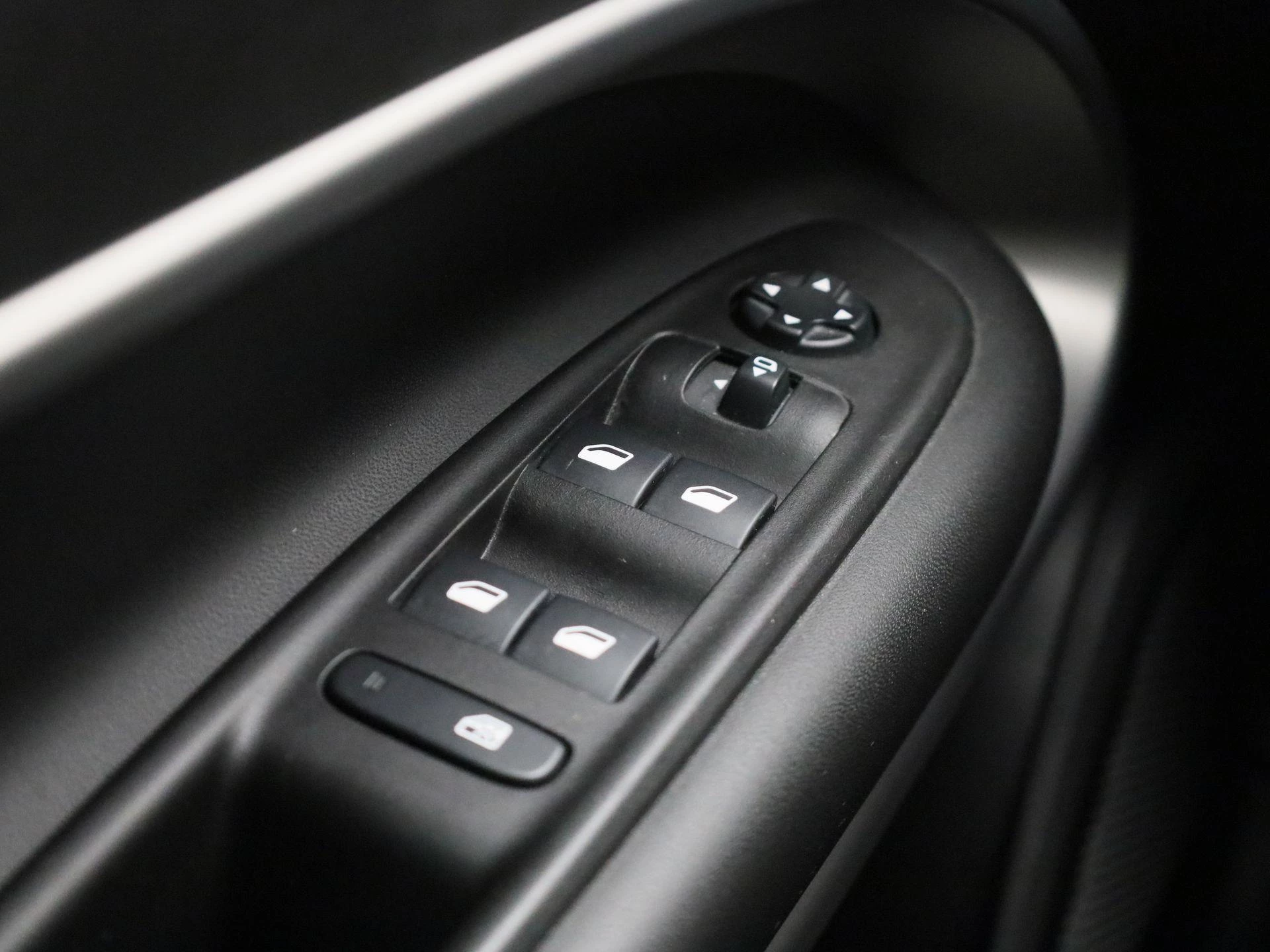 Jeep Avenger 54kWh 1st Edition