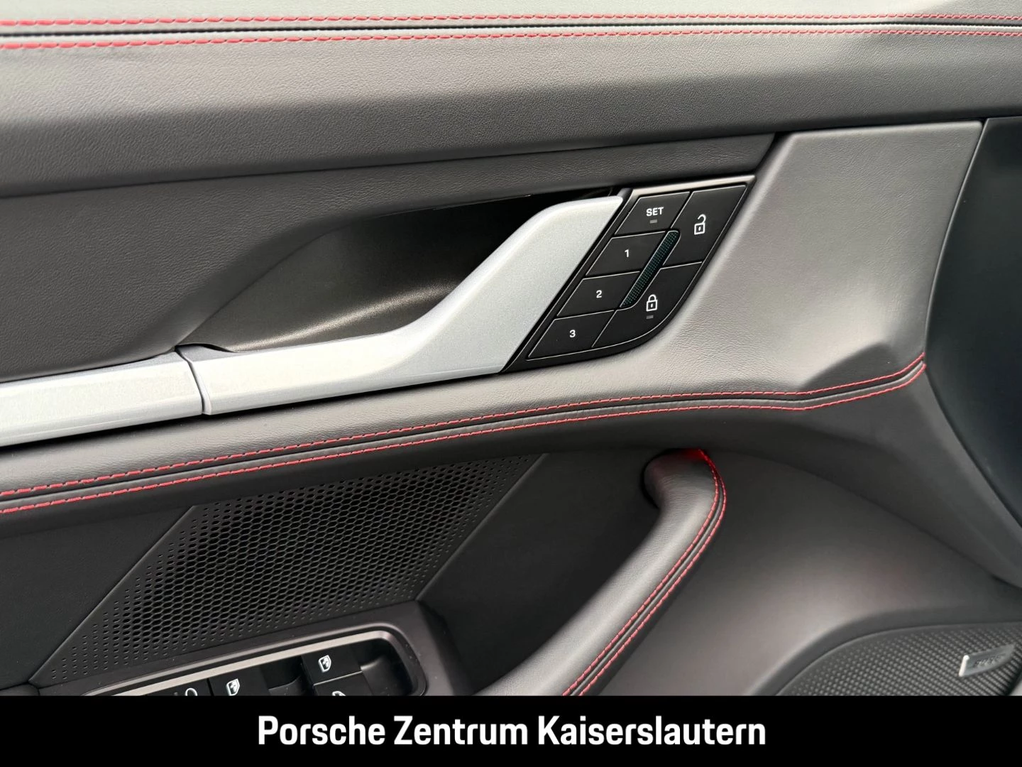 Porsche Taycan GTS Sport Turismo HA-Lenkung Active-Ride gts