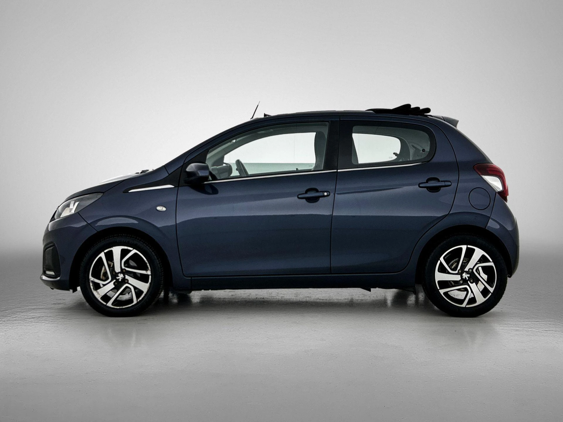 Peugeot-108-image-1