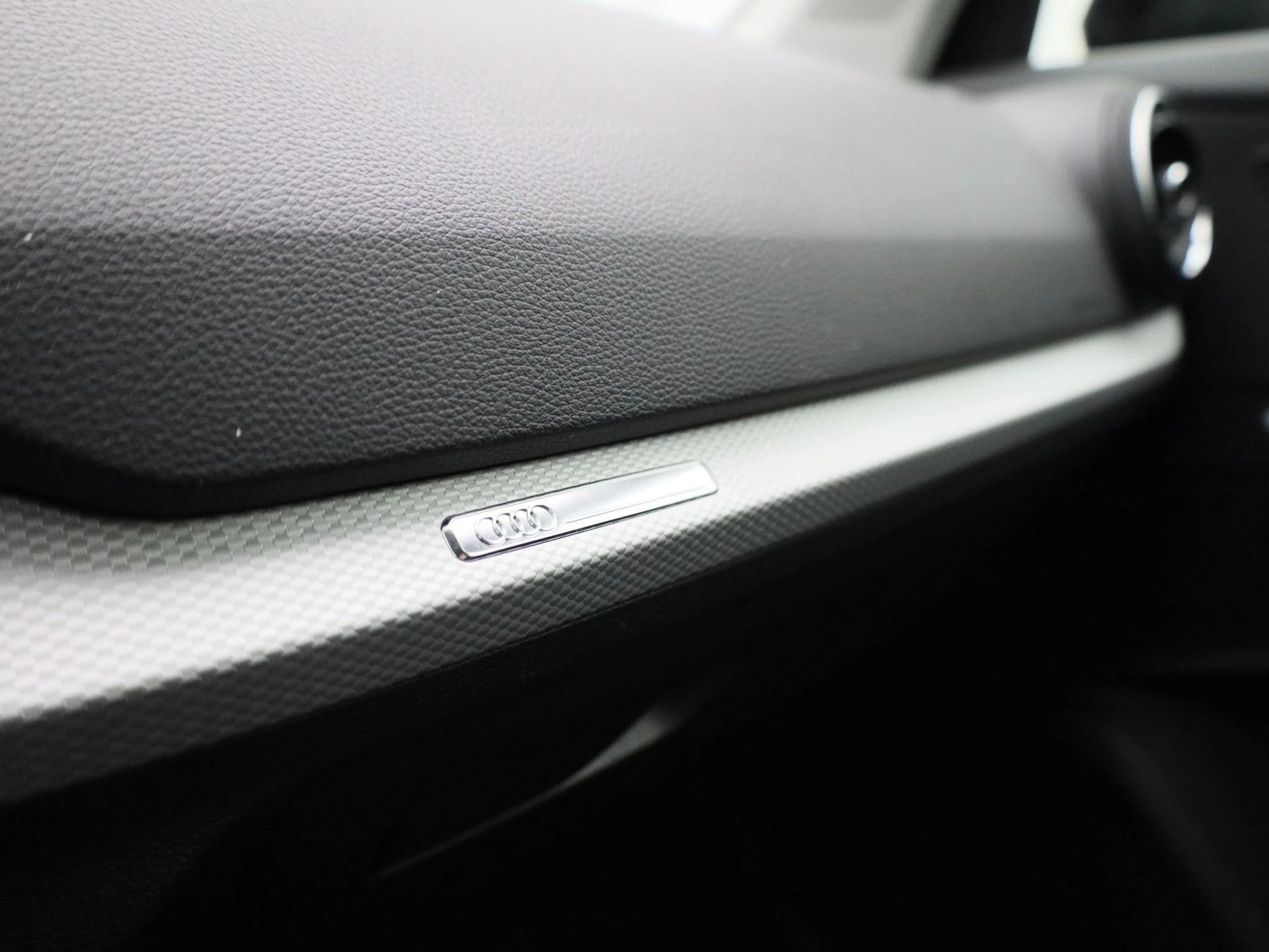 Audi-Q2-image-24