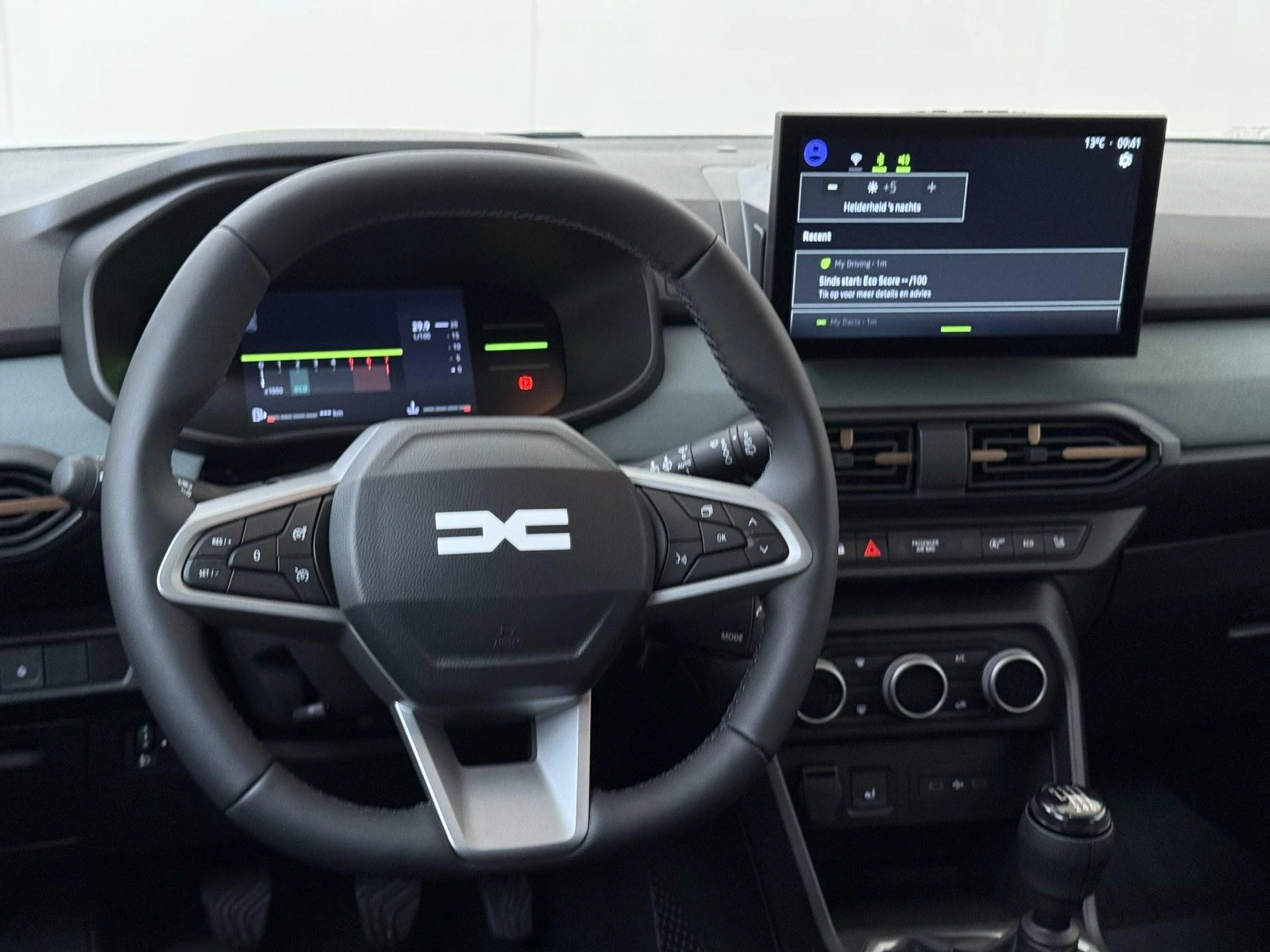 Dacia-Sandero Stepway-image-10