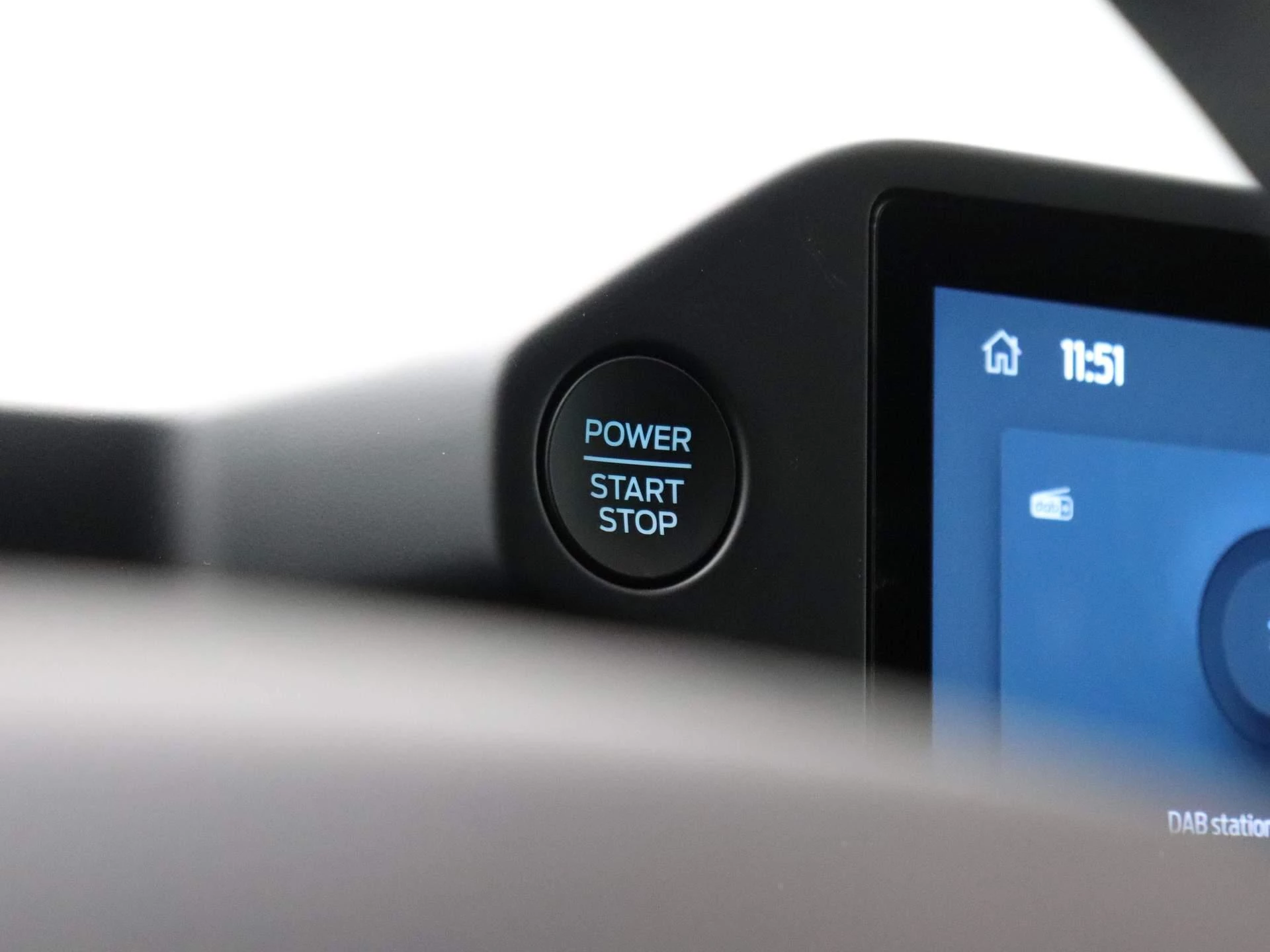 Ford-Transit Custom-image-46