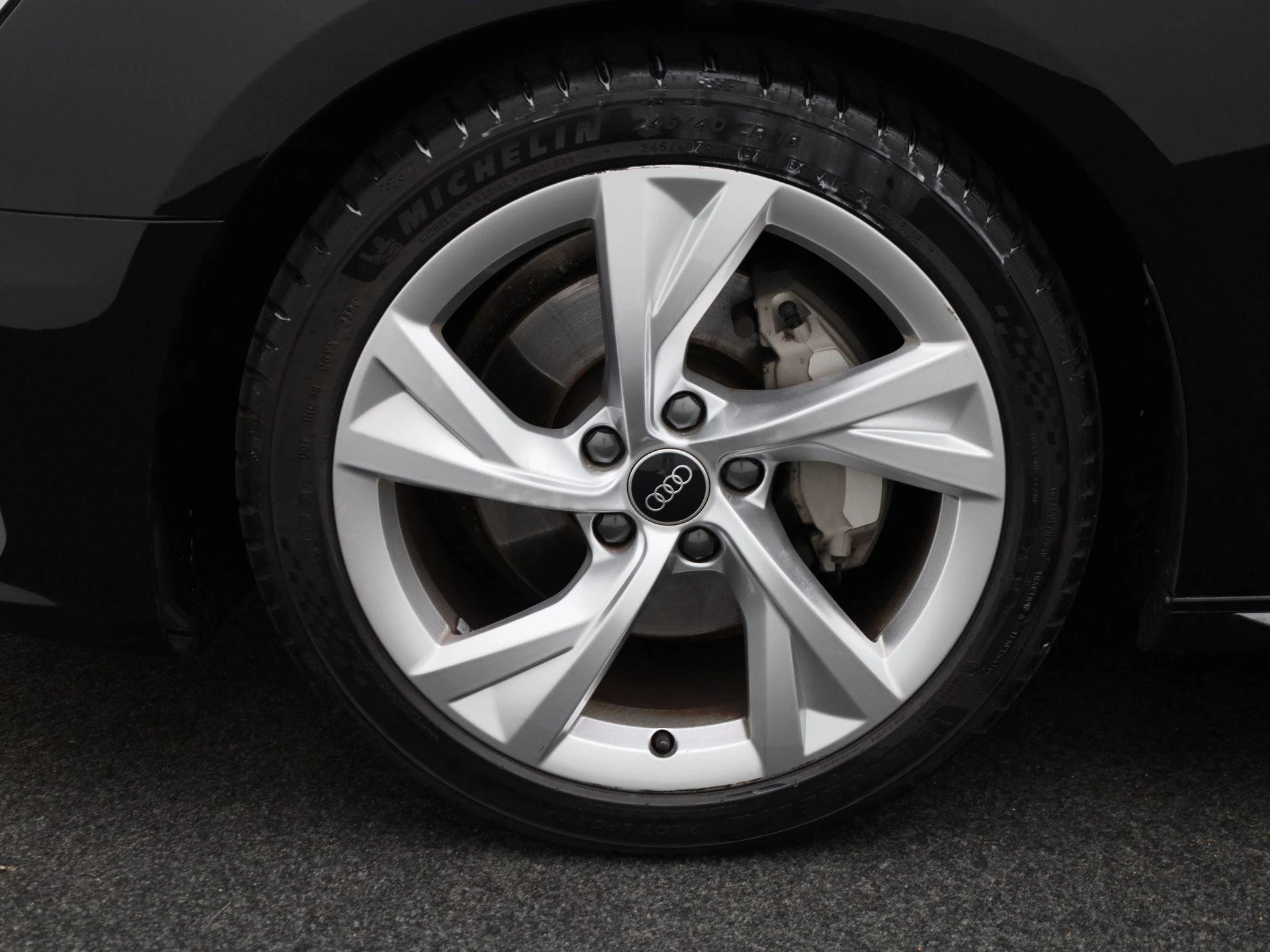 Audi-A4-image-14