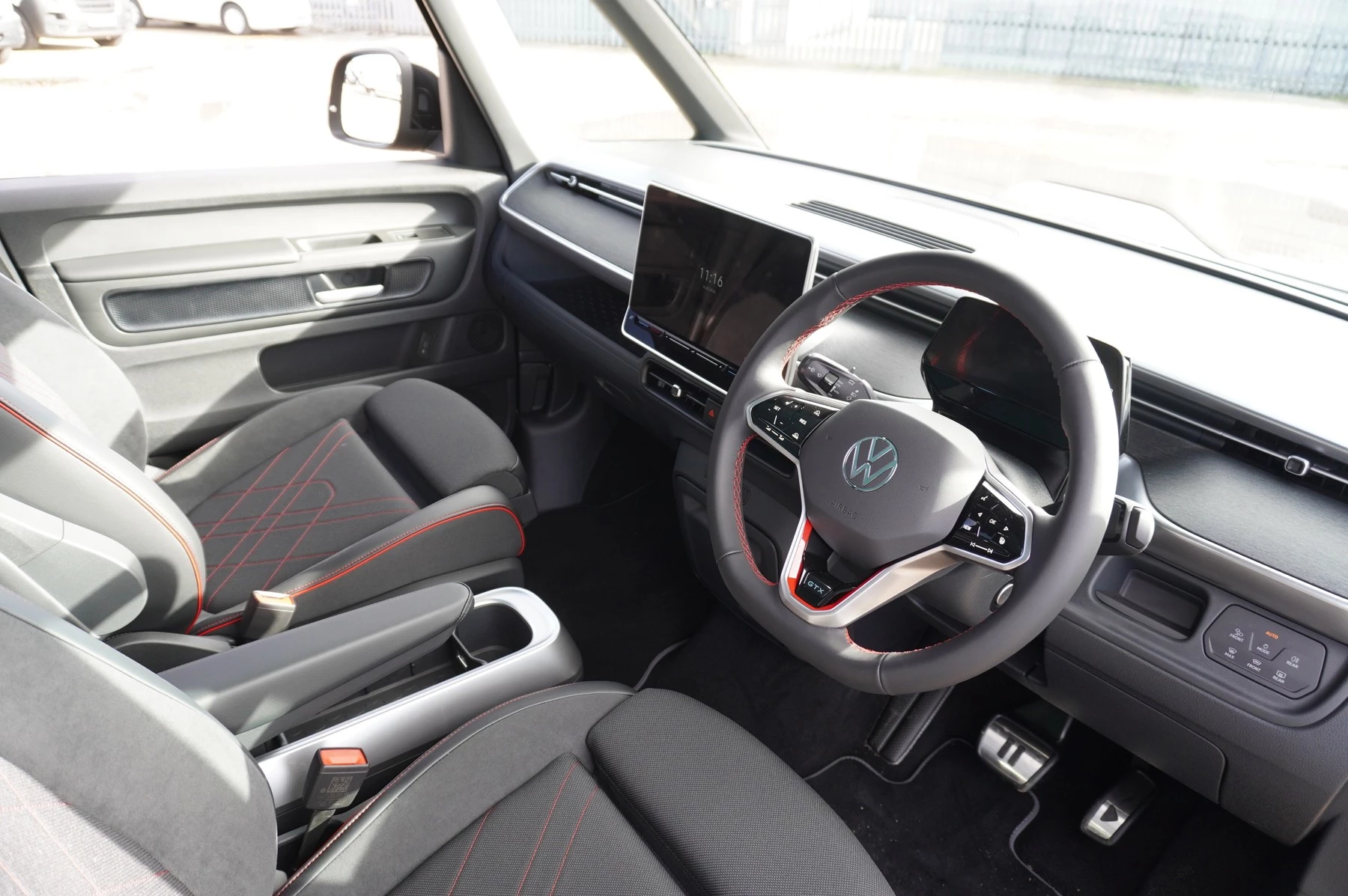 Volkswagen-ID. Buzz-image-5