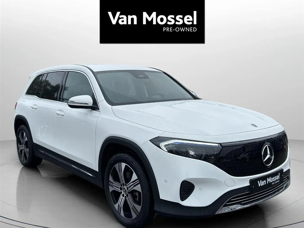 Mercedes-Benz-EQB-image-2