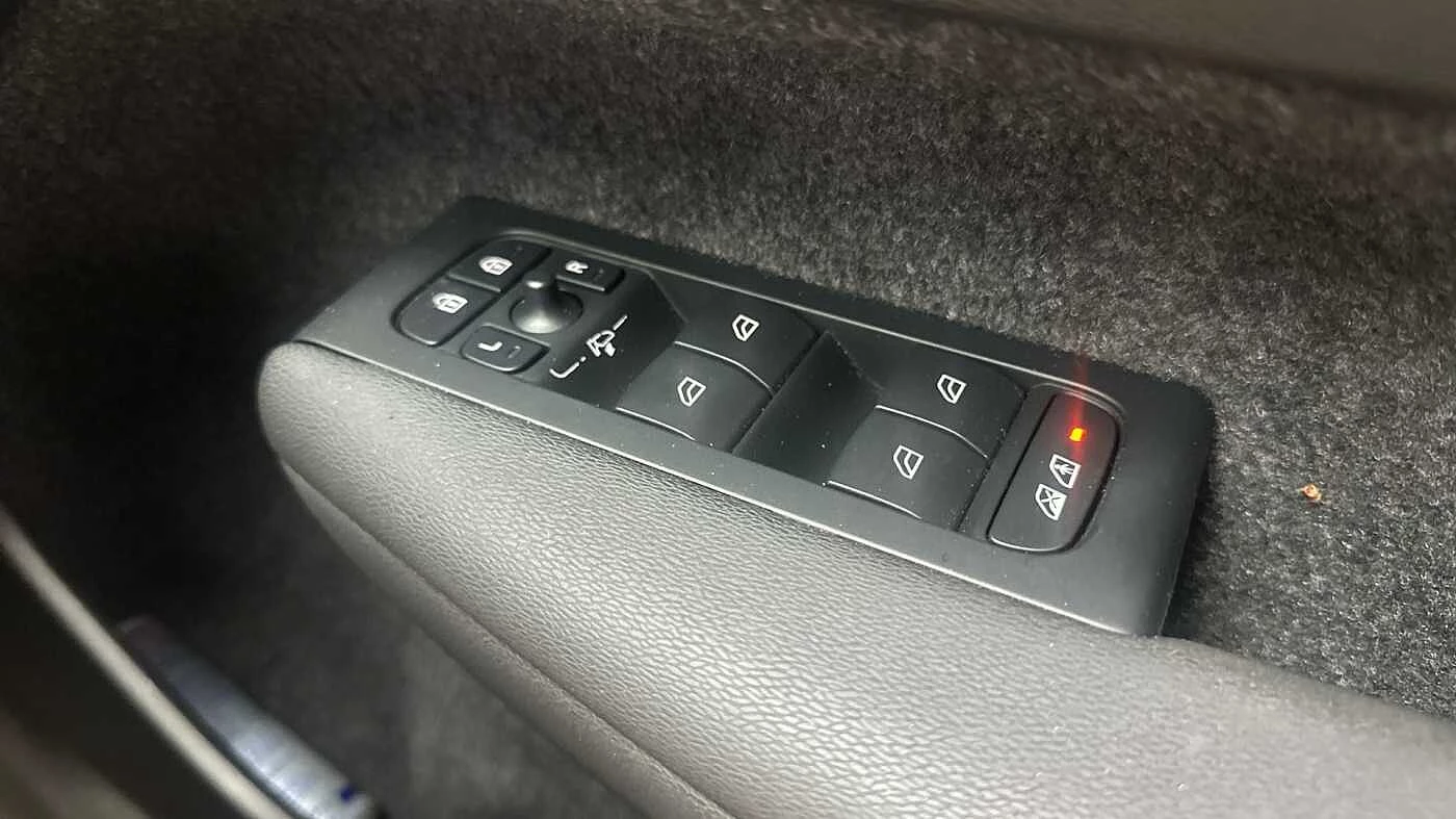 Volvo-XC40-image-24