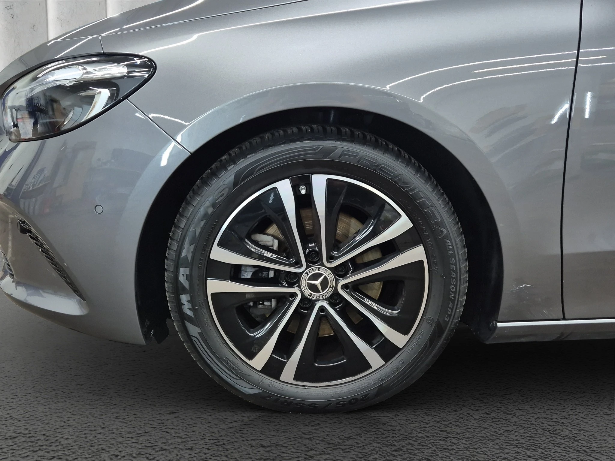 Mercedes-Benz-B-Klasse-image-8