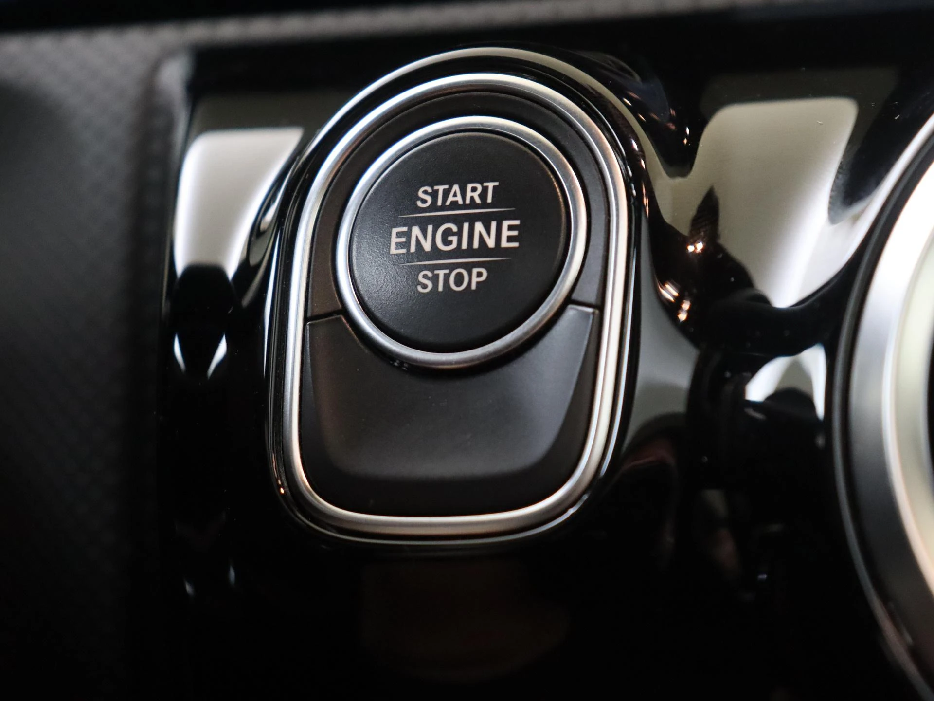 Mercedes-Benz-A-Klasse-image-21