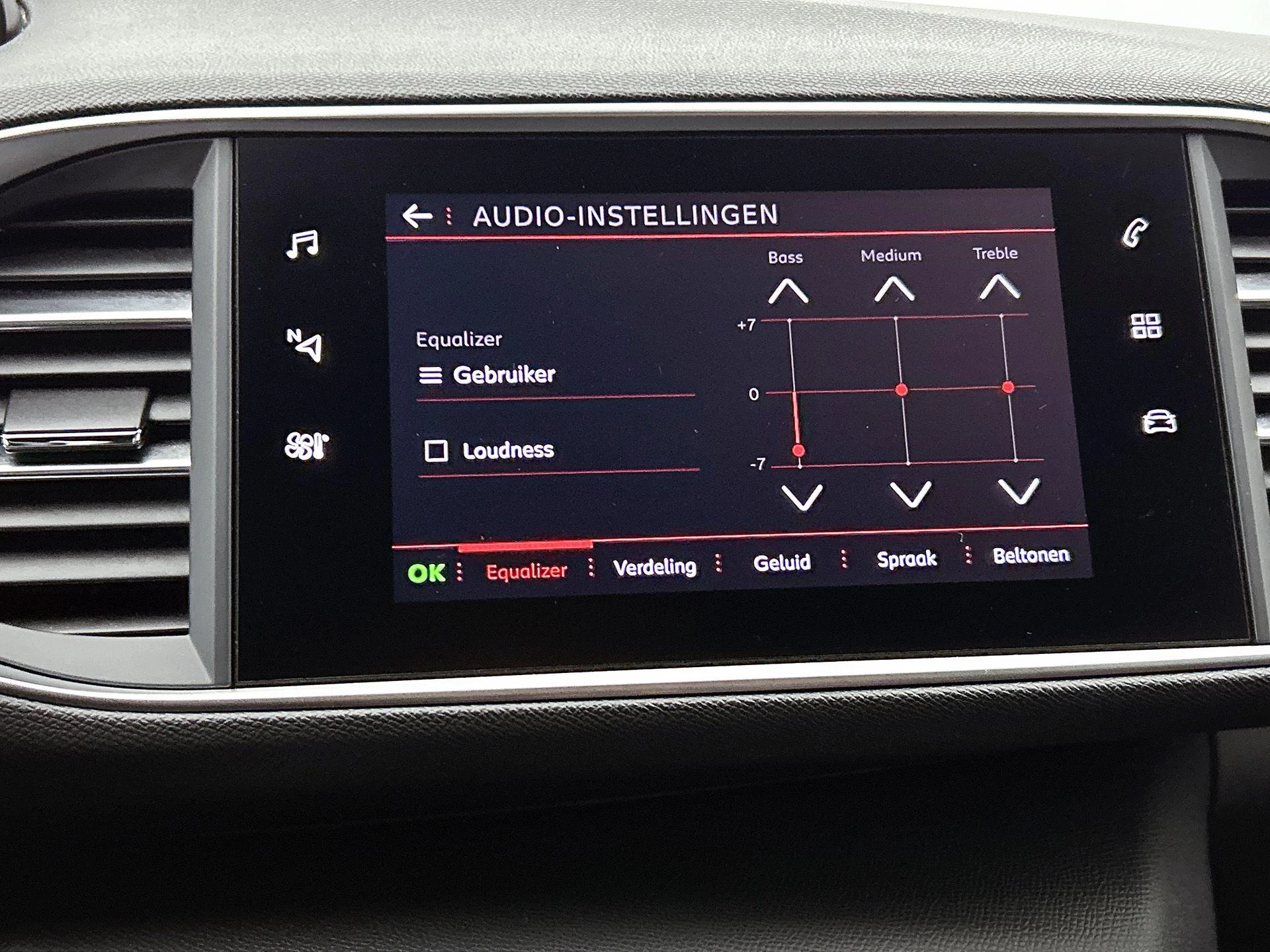 Peugeot-308-image-13