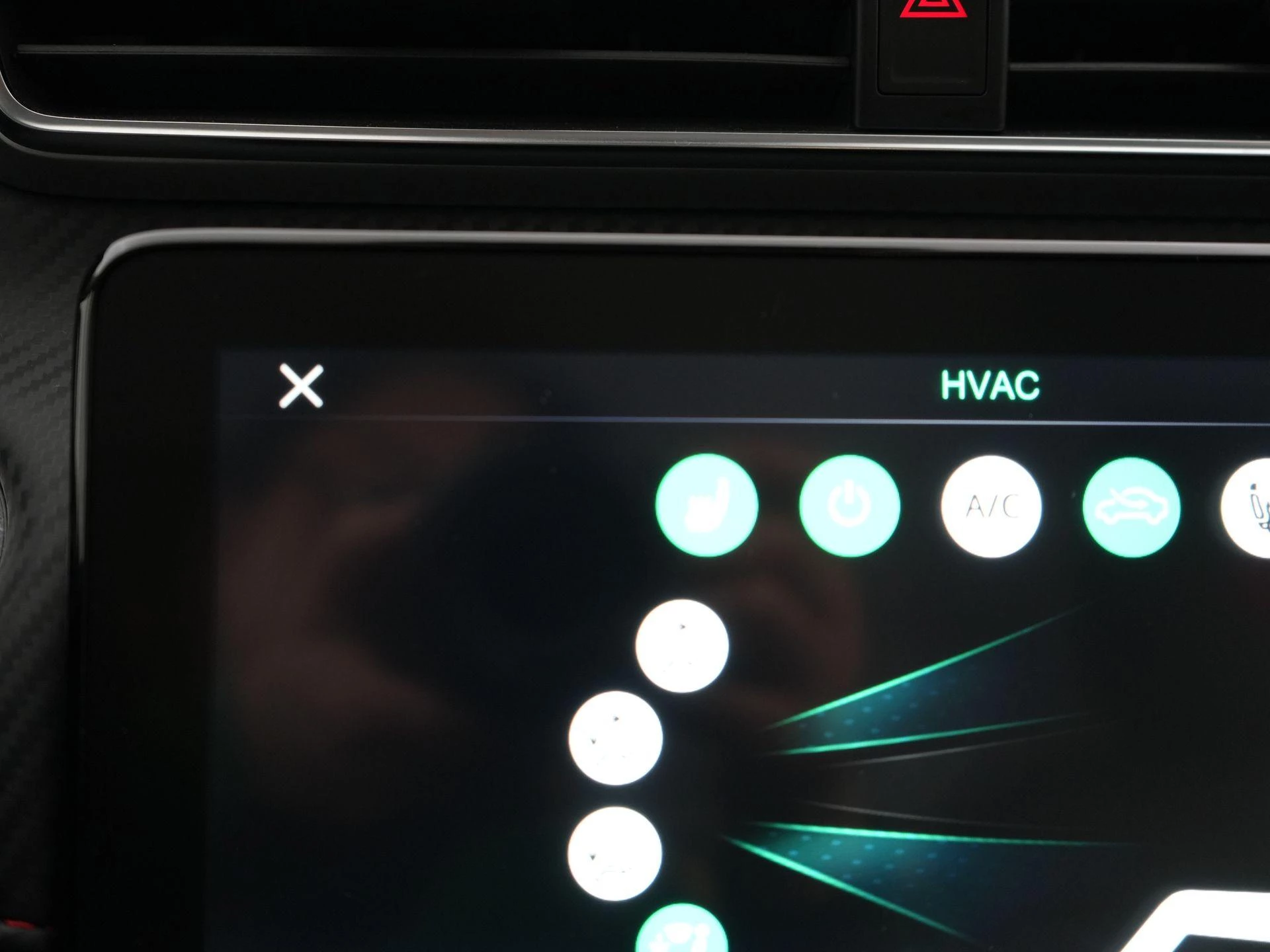MG ZS ICE 1.0 AT LUXURY FWD