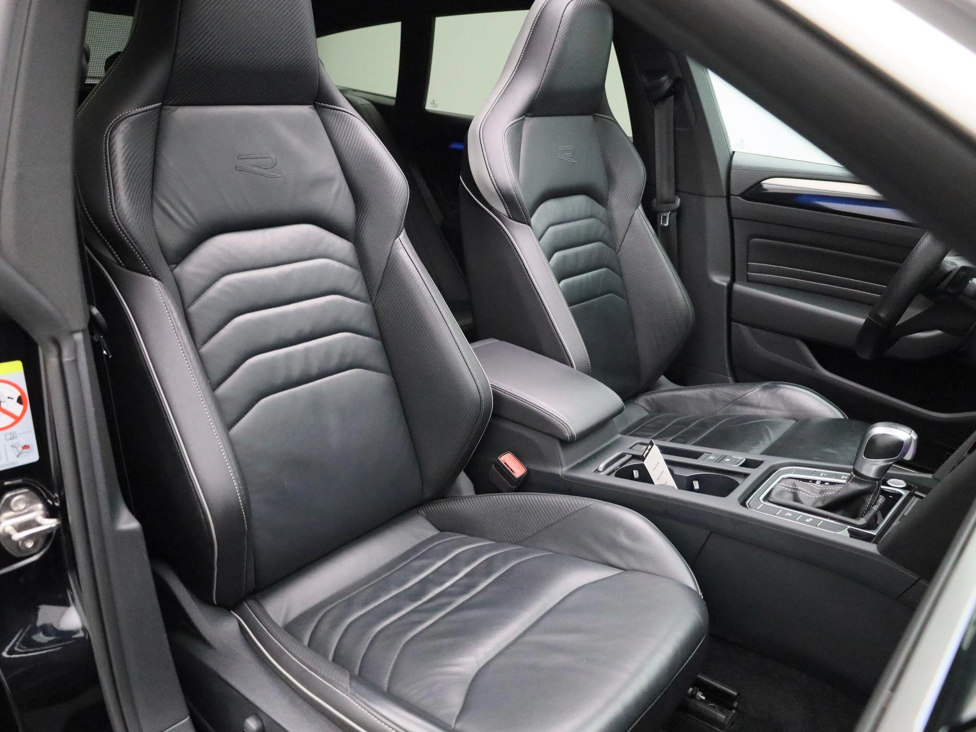 Volkswagen-Arteon-image-53
