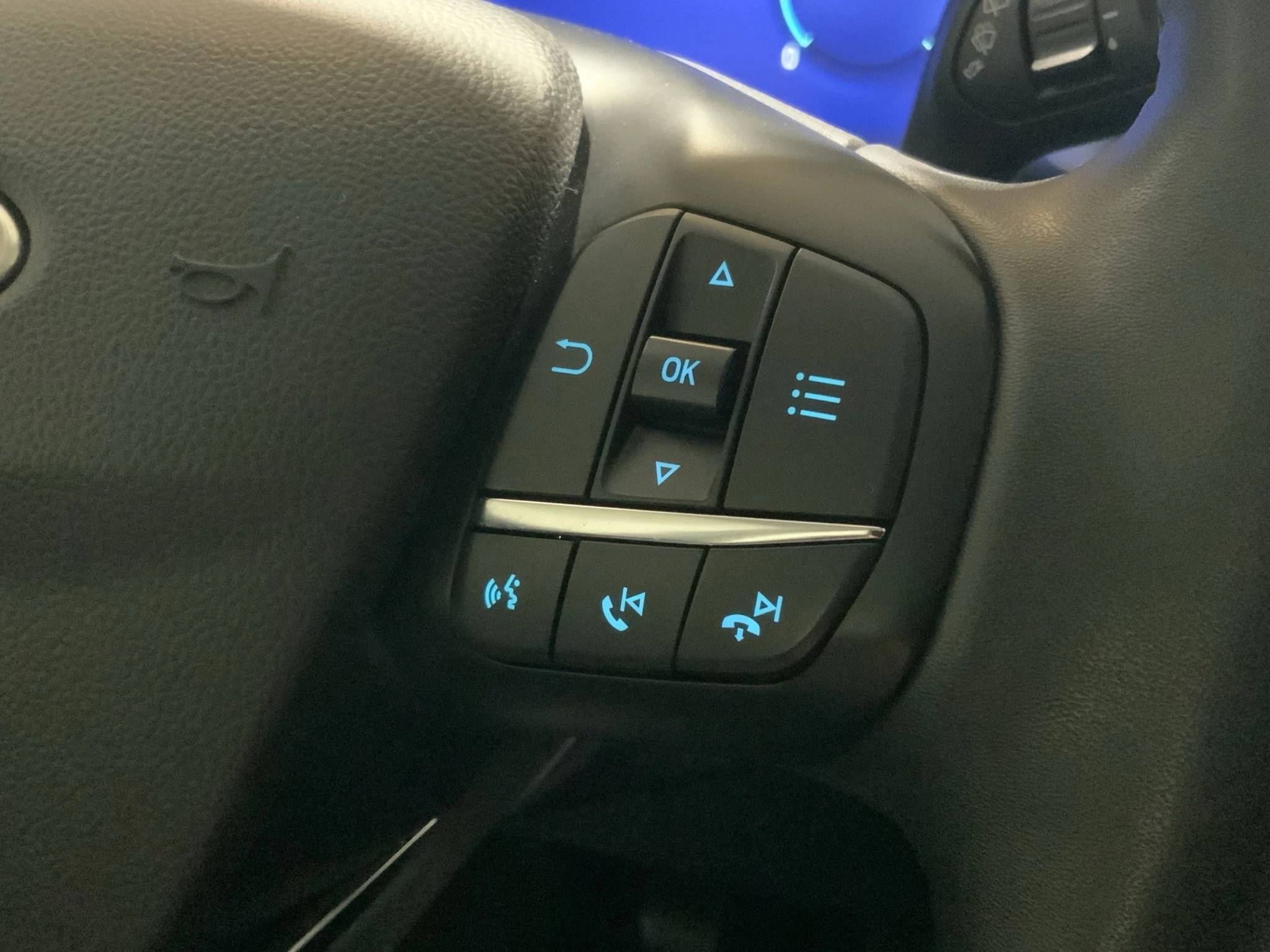 Ford-Kuga-image-19