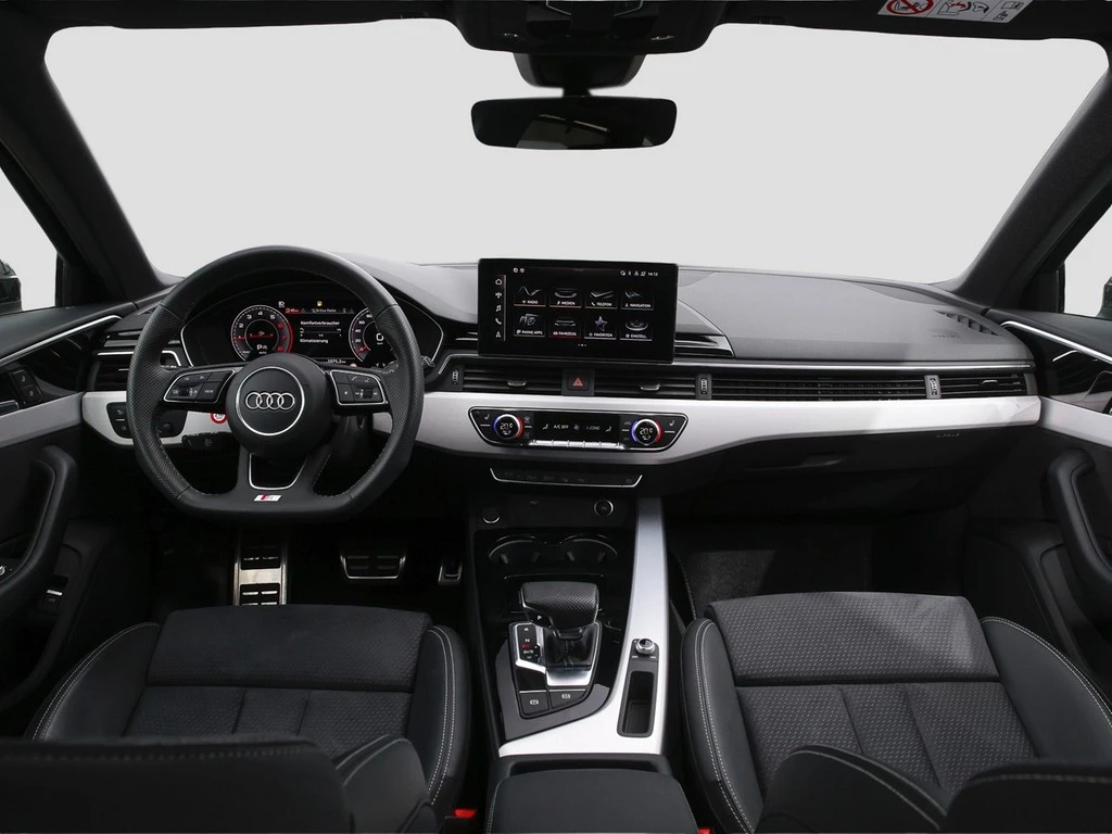 Audi A4 Avant 40 TFSI S line competition + Matrix