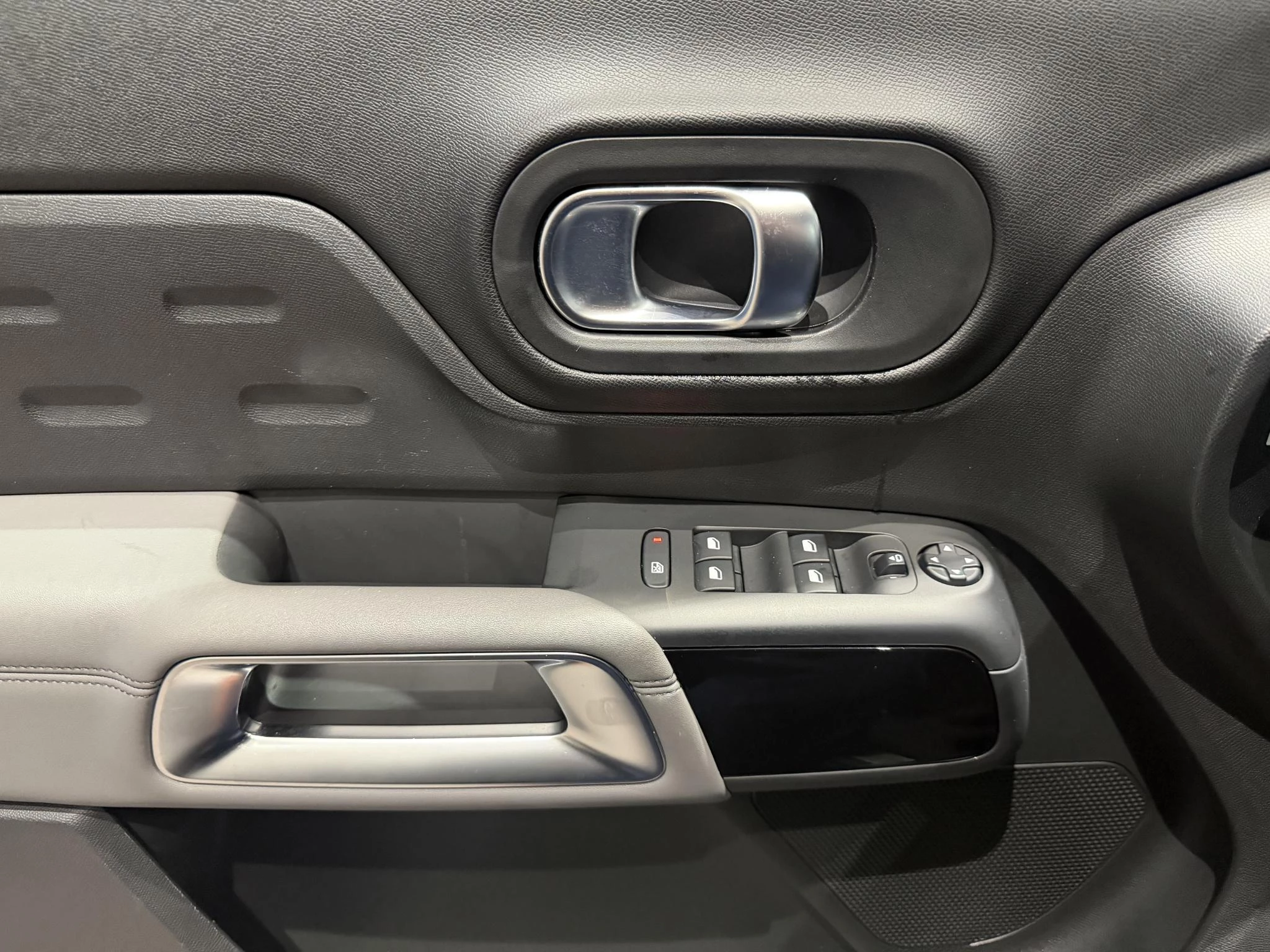 Citroën-C5 Aircross-image-17