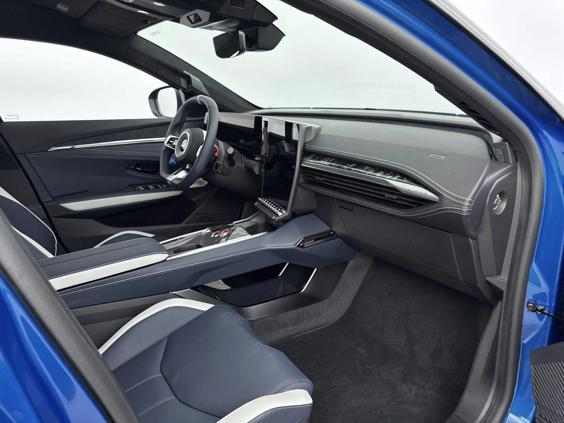 Alpine-A390-image-8