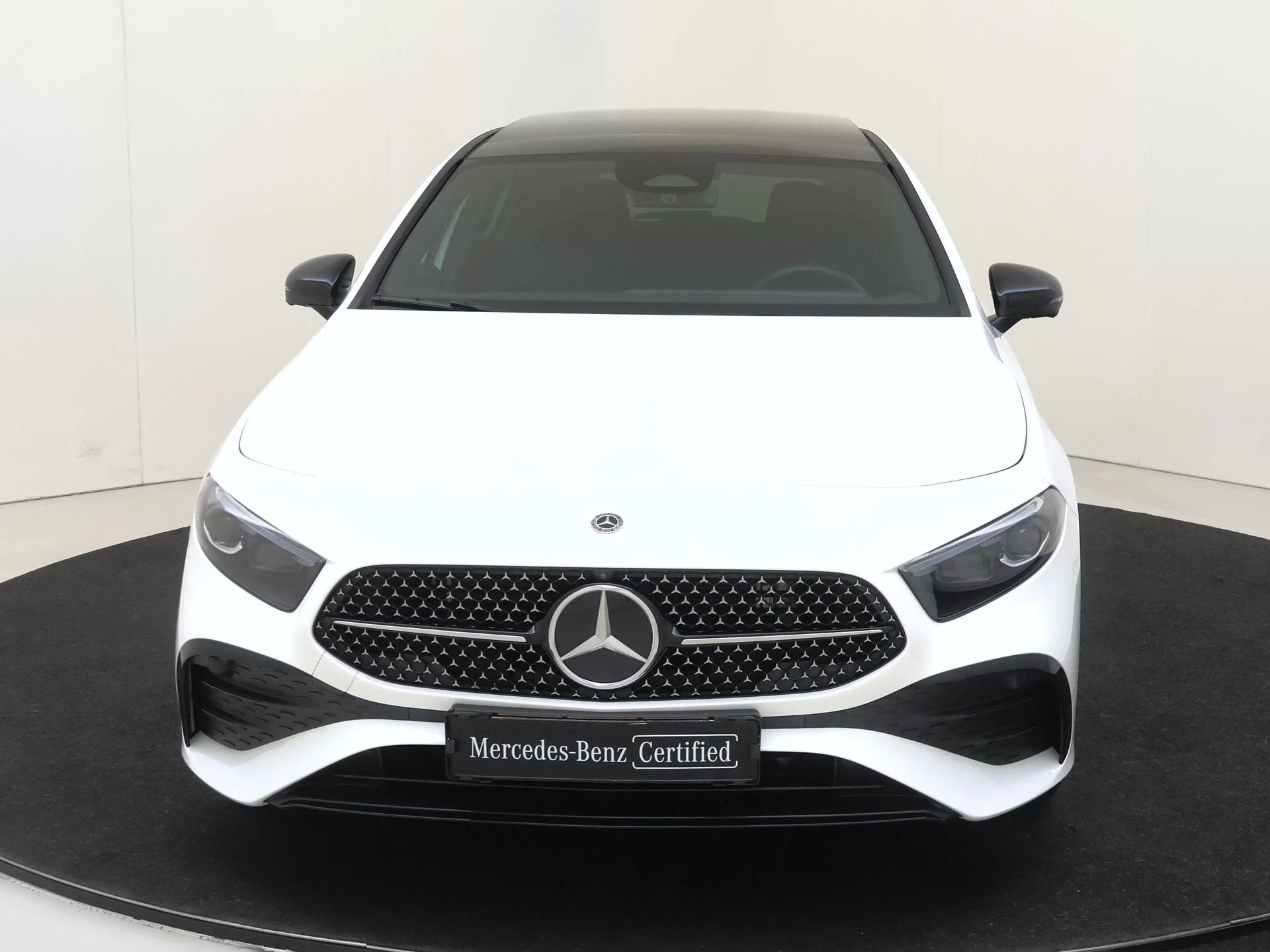 Mercedes-Benz-A-Klasse-image-5