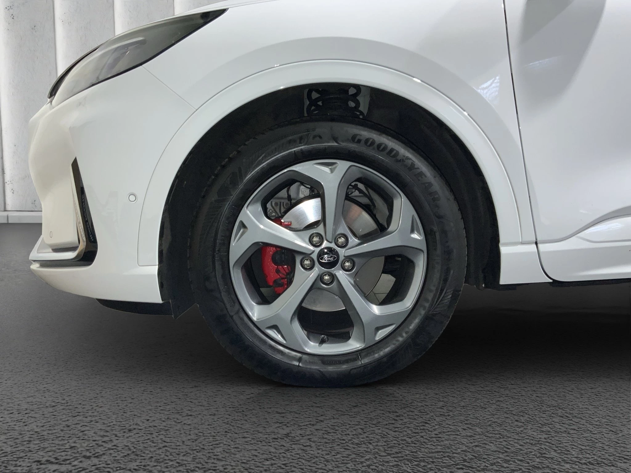 Ford Kuga ST-Line X Aut.*360GRAD*LED-MATRIX*NAVI*GRA*WINTER-PKT.