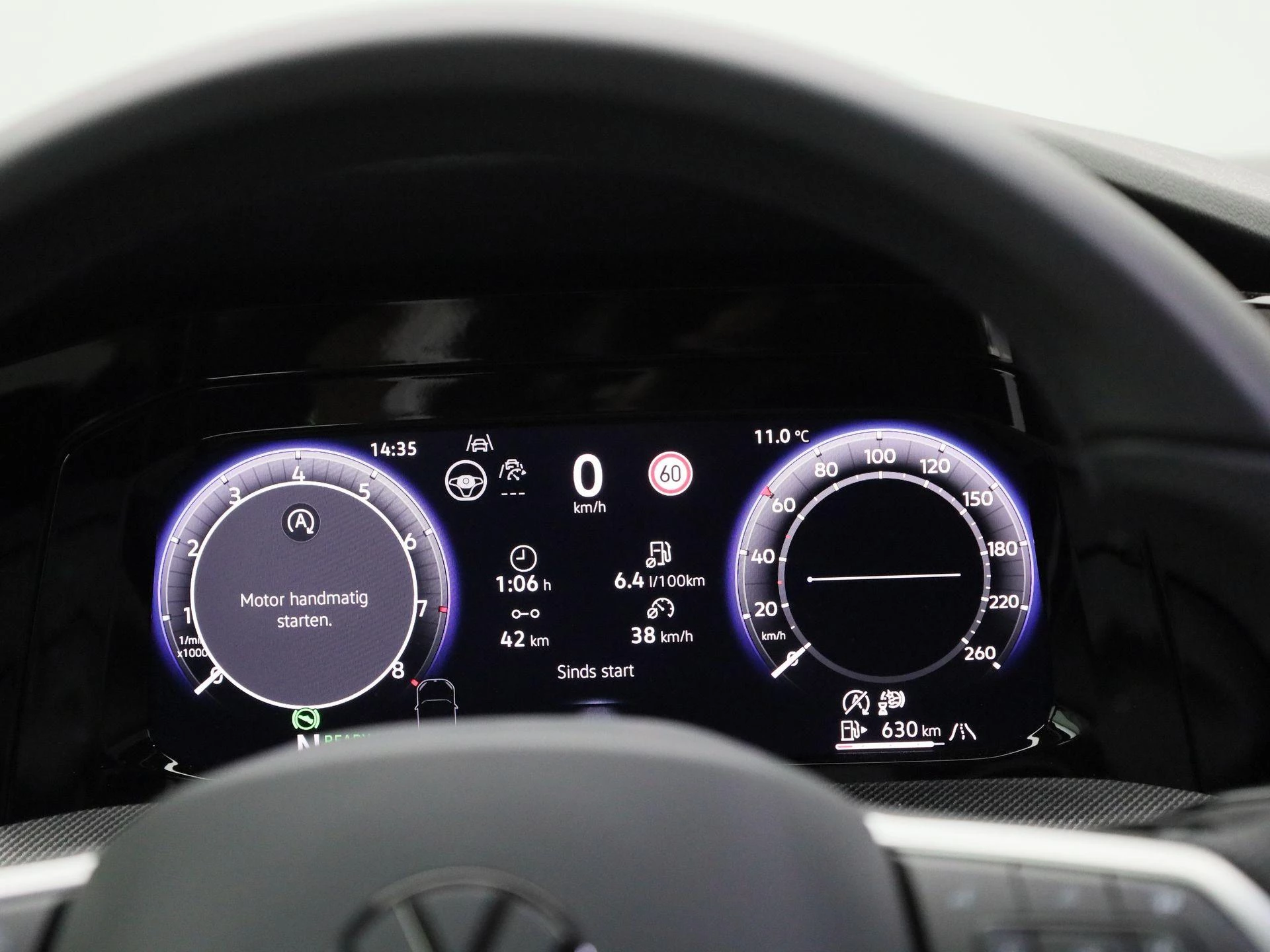 Volkswagen-Golf-image-7