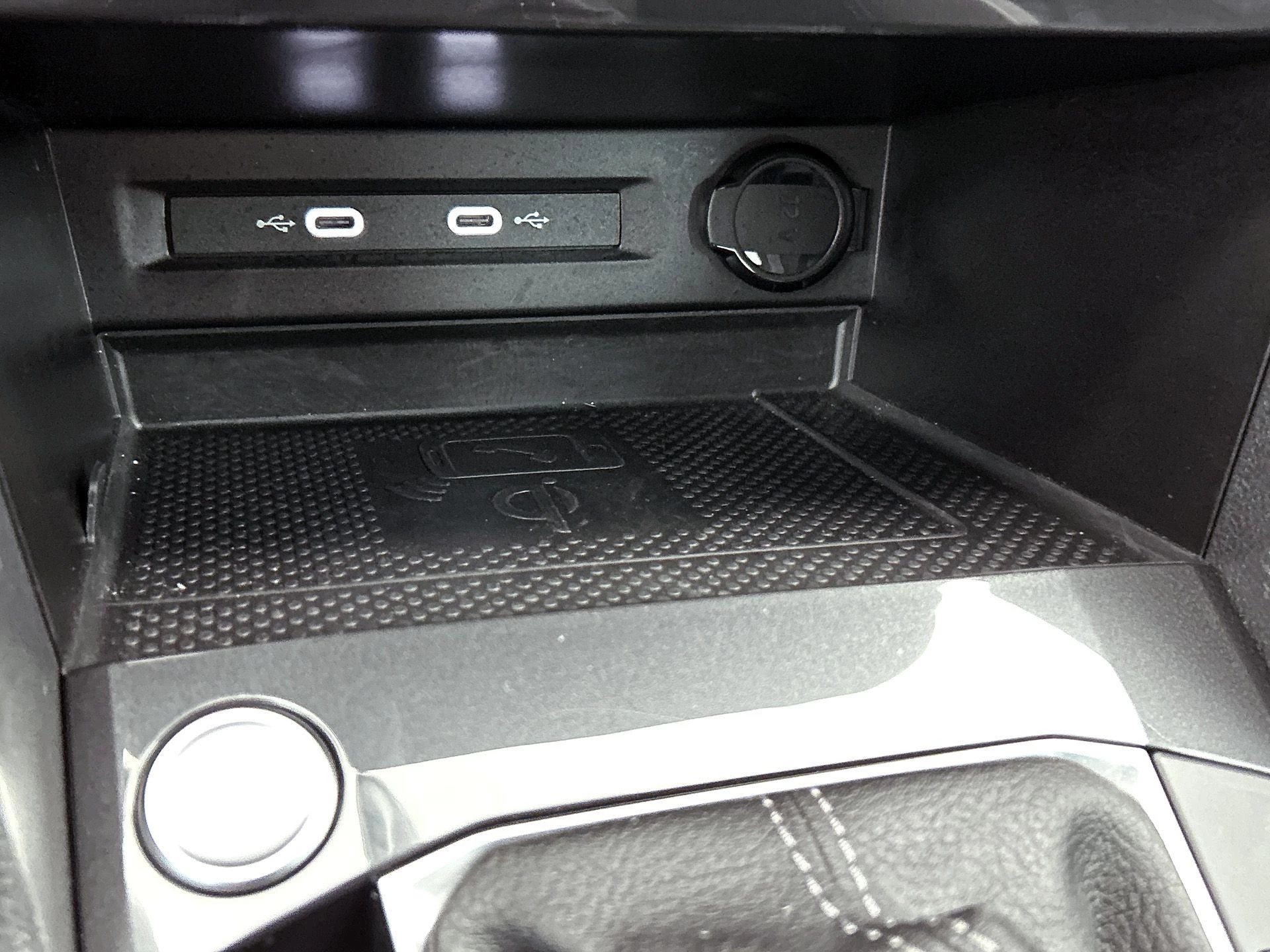 Volkswagen-Tiguan-image-31