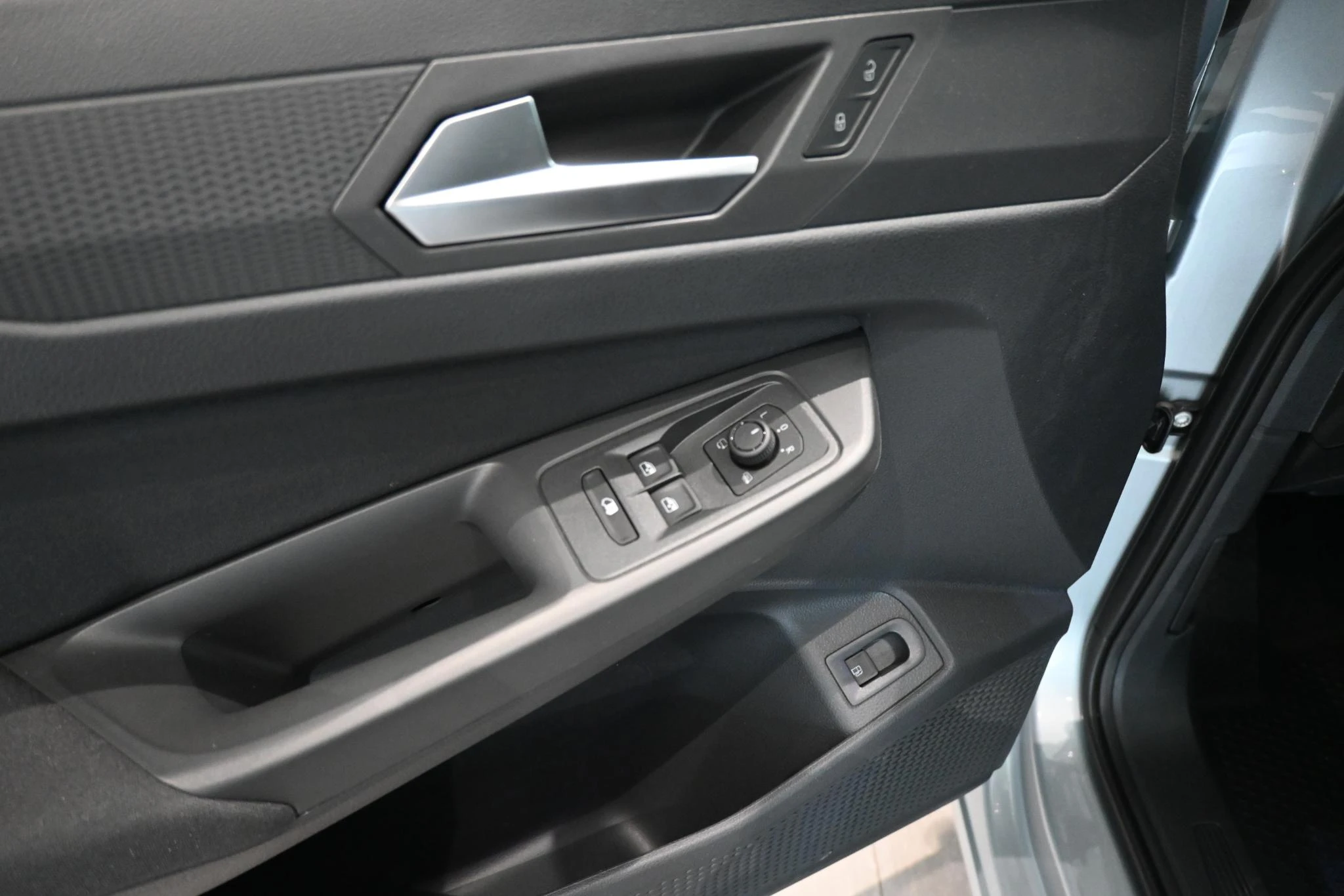 Ford-Transit Connect-image-10