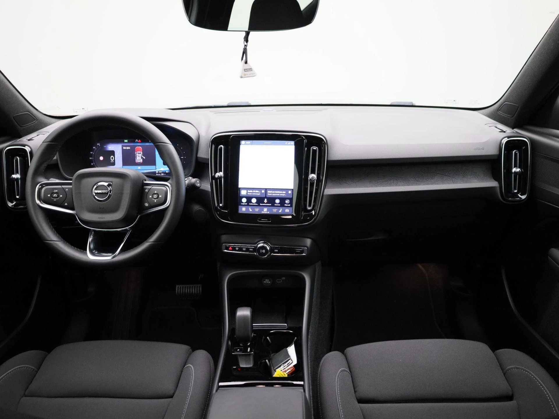 Volvo XC40 Recharge Core