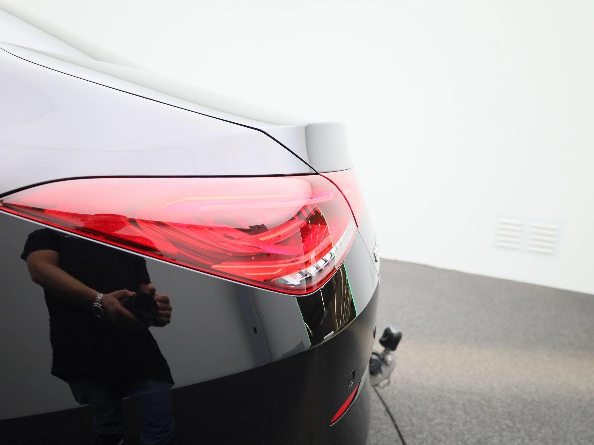 Mercedes-Benz-CLA-image-48