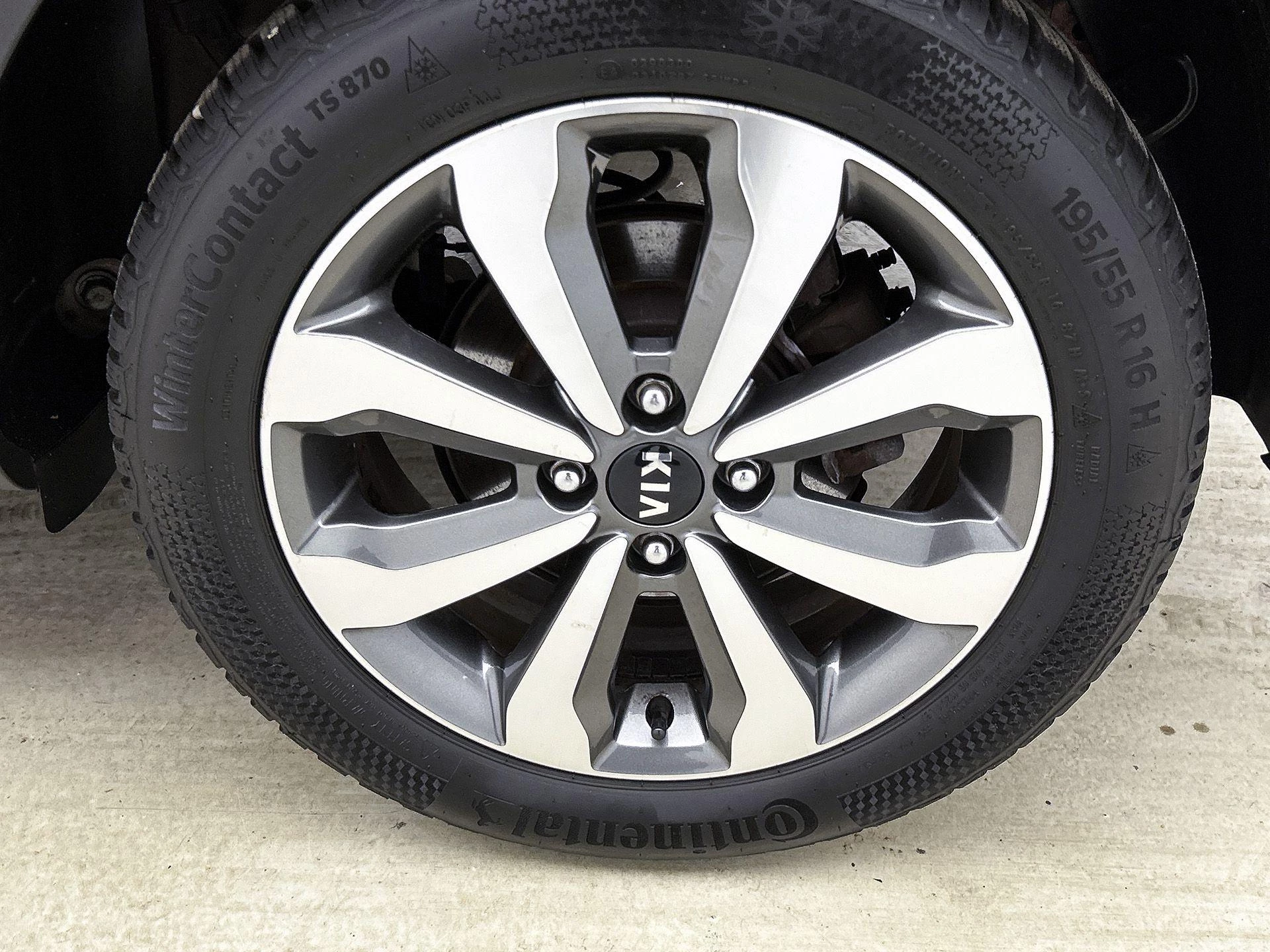 Kia-Stonic-image-30