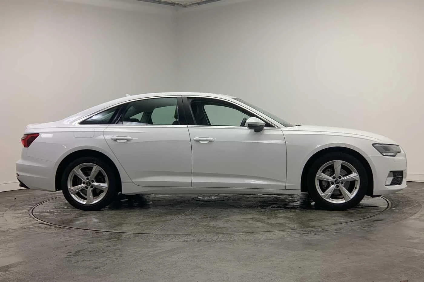 Audi-A6-image-3